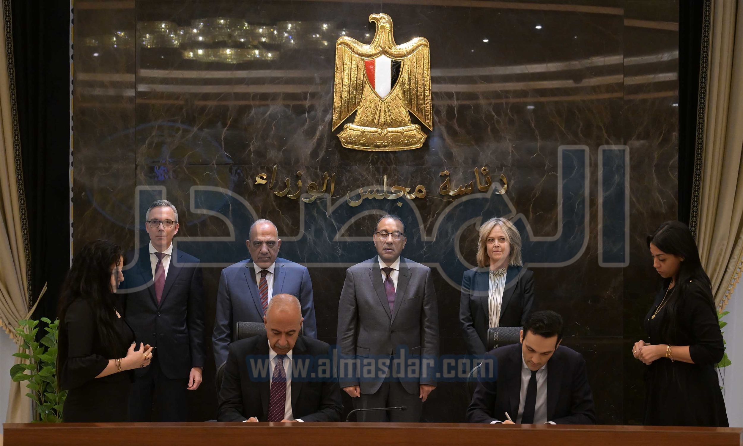 توقيع اتفاقيات لإنتاج الكهرباء من الطاقات المتجددة