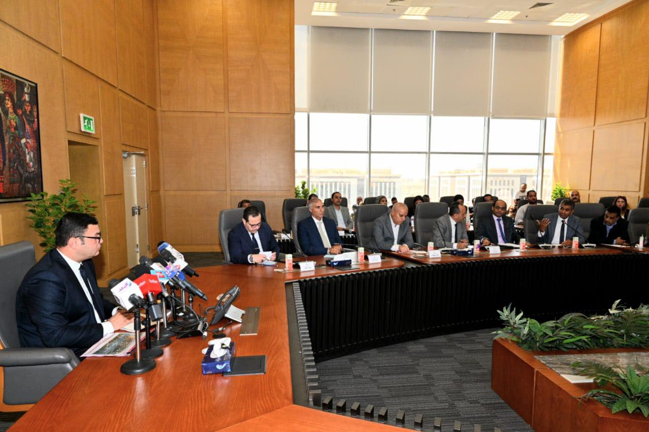 وزير الإسكان في مؤتمر بالعاصمة الإدارية الجديدة