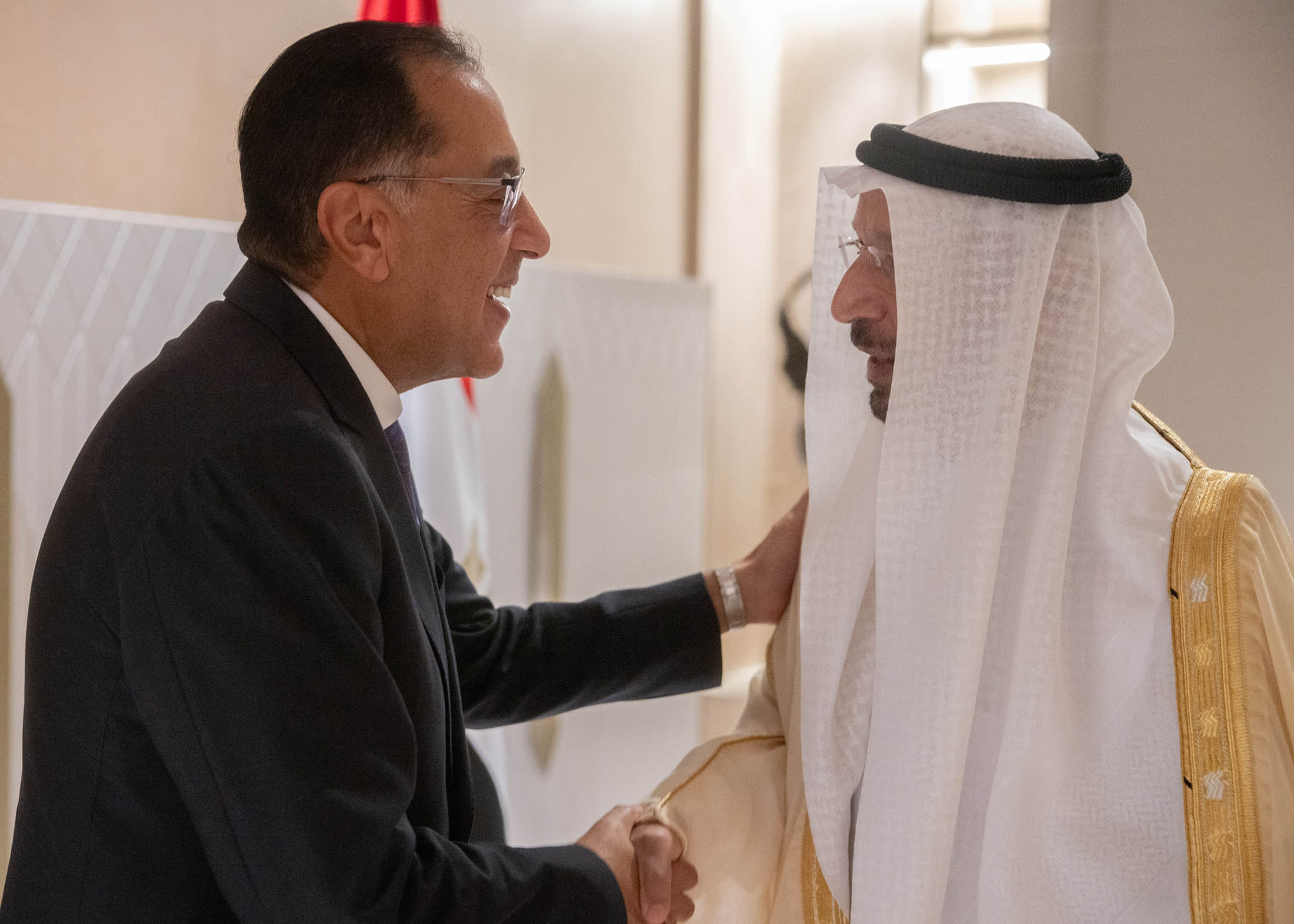 لقاء رئيس الوزراء مع وزير الاستثمار السعودي