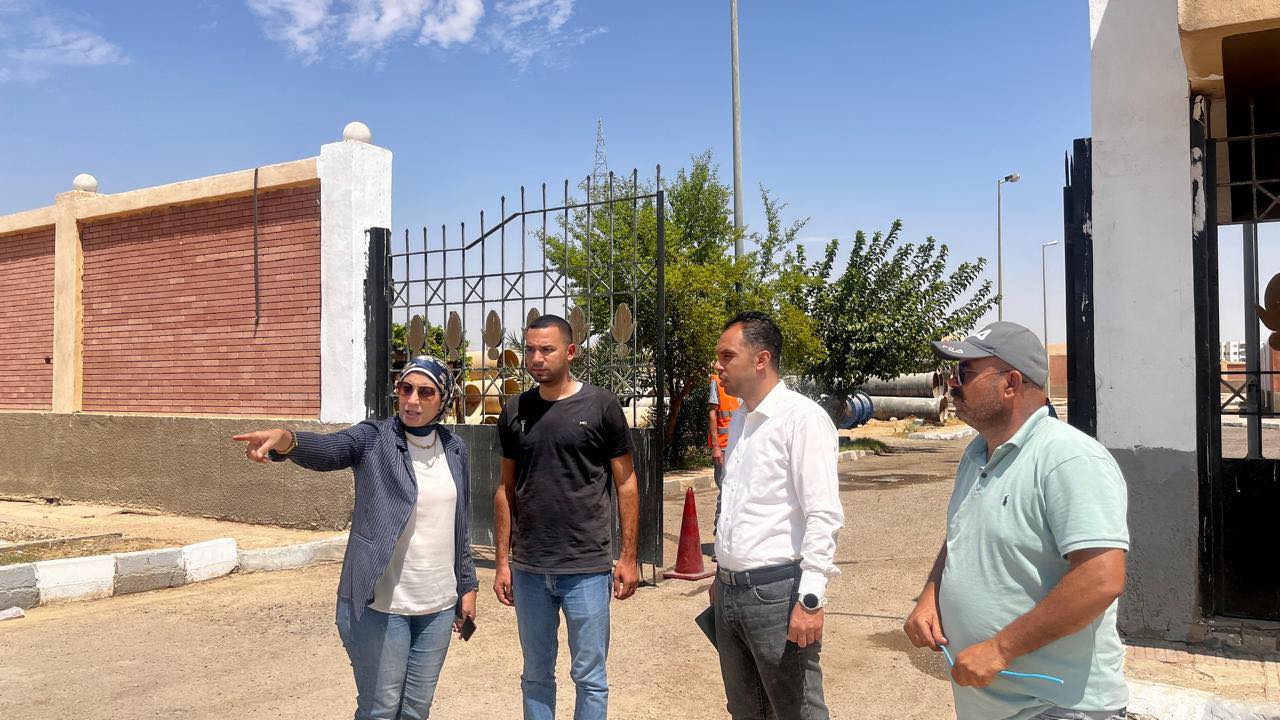 الشربيني يتابع مشروعات تطوير ورفع كفاءة الطرق بالمدن الجديدة