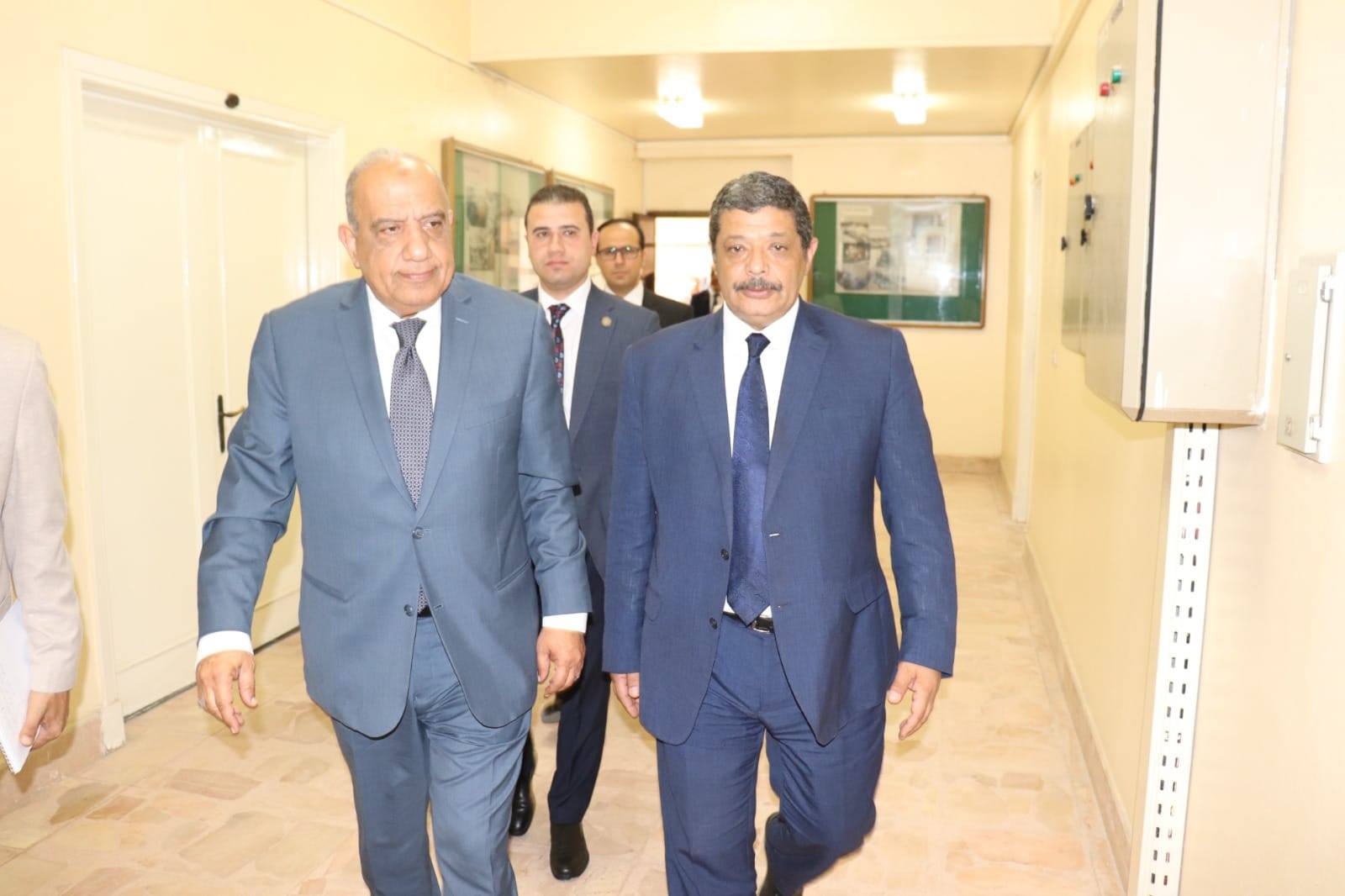 وزير الكهرباء يتفقد مدينة العلوم النووية بمنطقة أنشاص