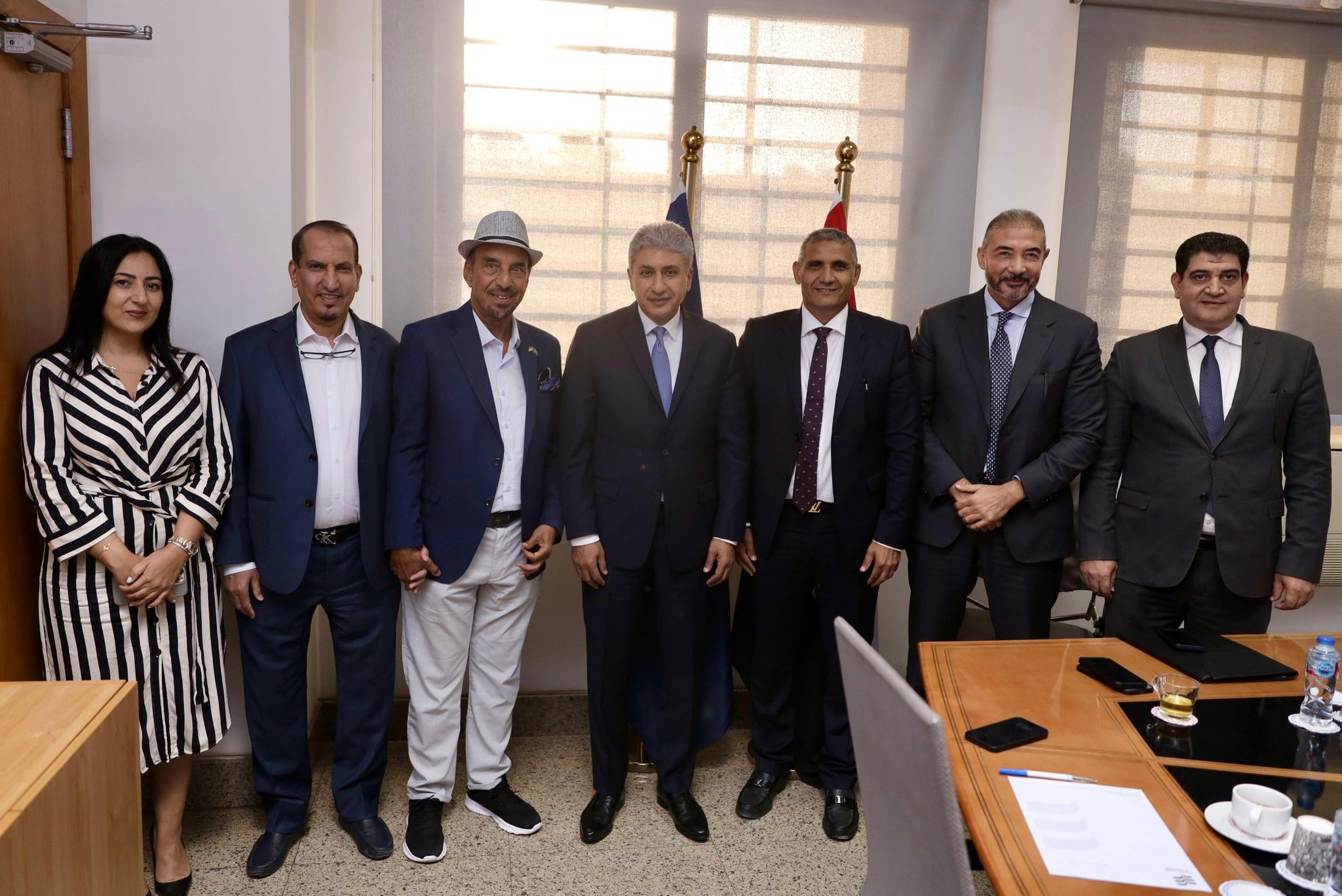 وزير السياحة مع رئيس مجموعة عبد المحسن الحكير القابضة