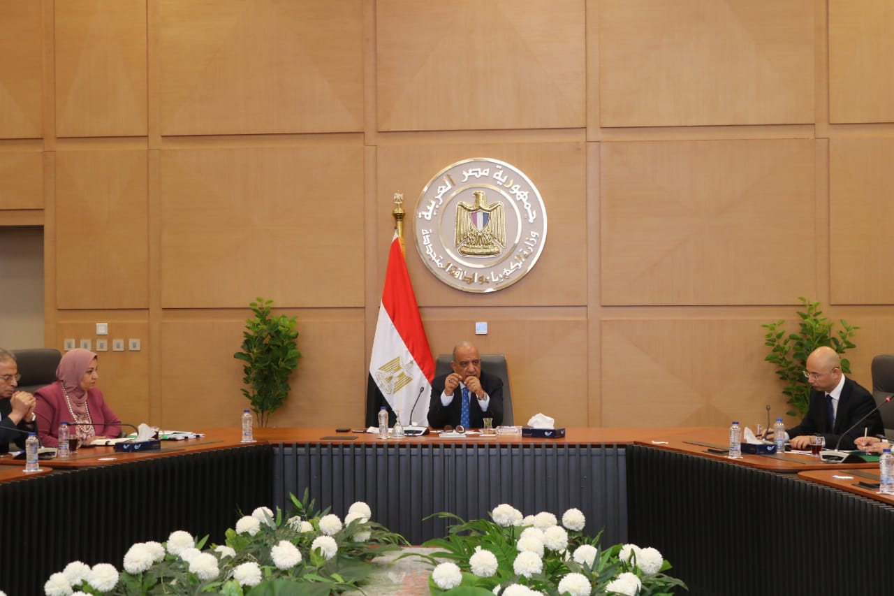 وزير الكهرباء مع مجموعة الصين الجنوبية CSGI