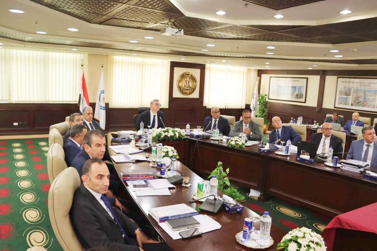 اعتماد نتائج أعمال النصر والعامرية للبترول البتروكيماويات