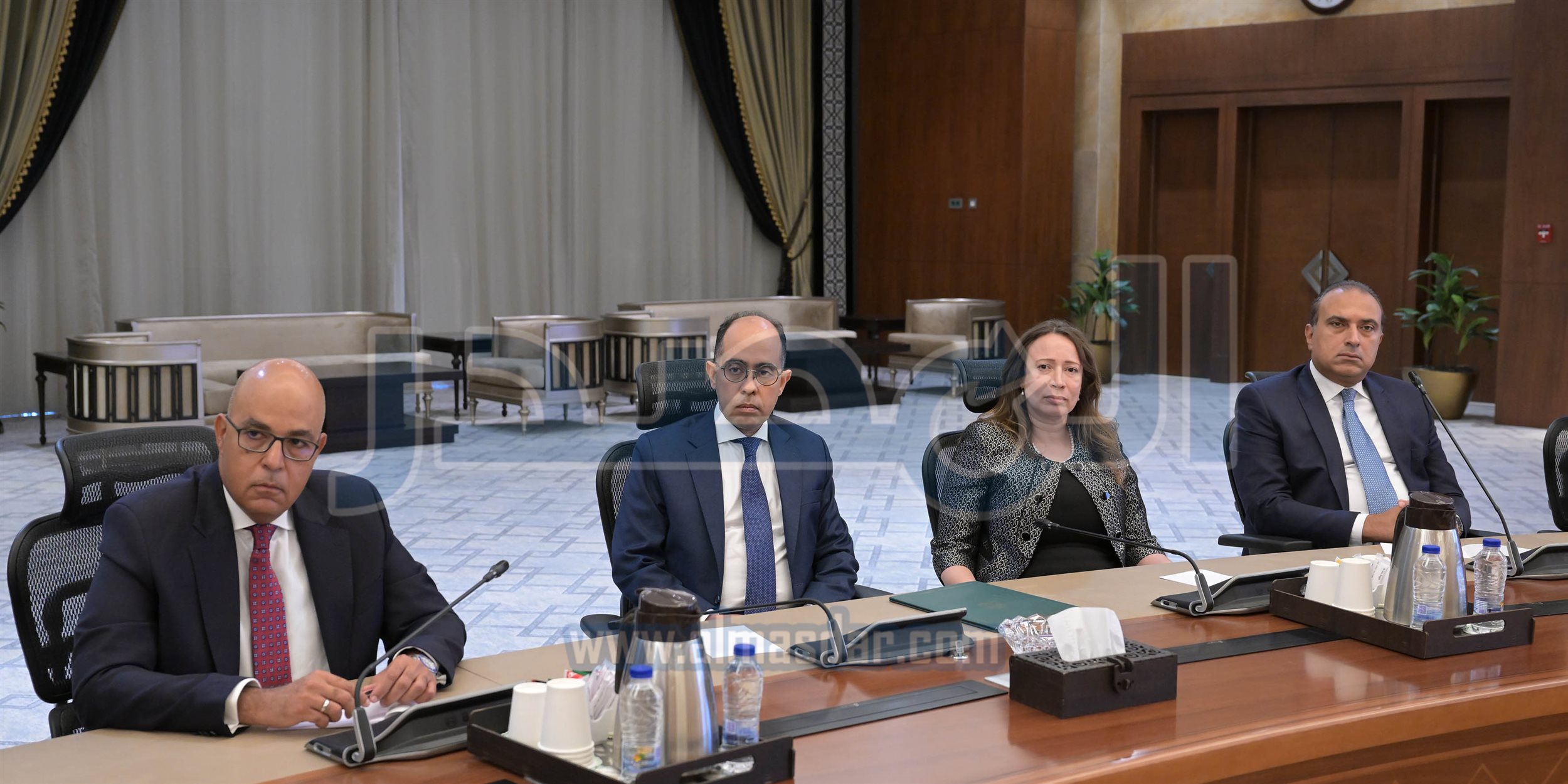 مدبولي يلتقي سفراء المنقولين لتولي رئاسة البعثات الدبلوماسية