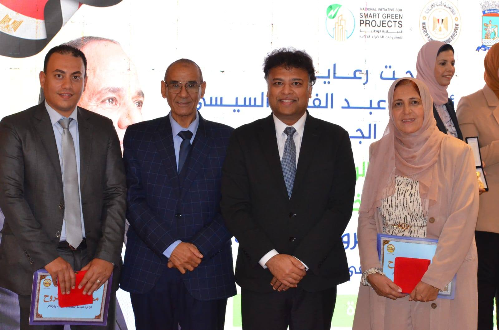 شركة بدر الدين تفوز بجائزة بمبادرة للمشروعات الخضراء الذكية