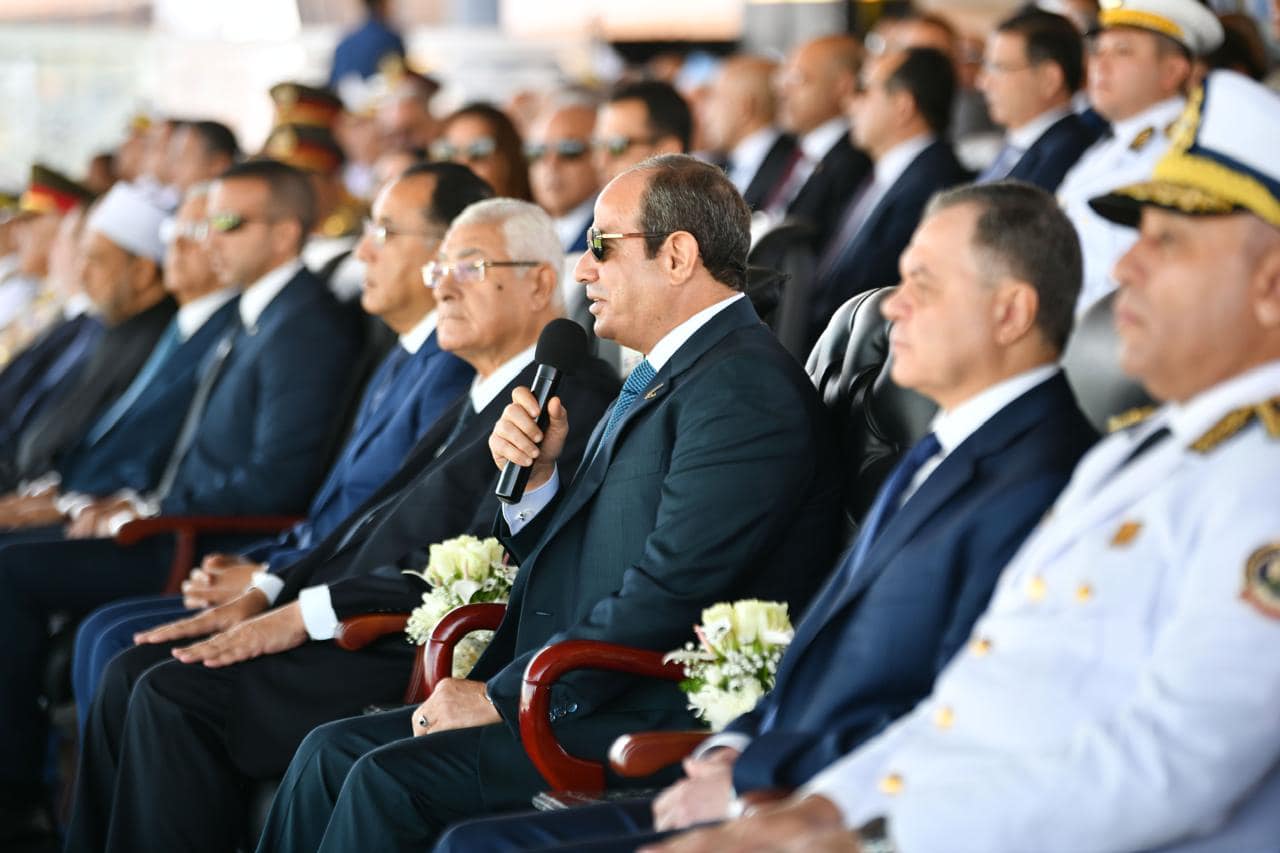 السيسي يشهد الاحتفال بتخريج دفعة جديدة من طلبة كلية الشرطة