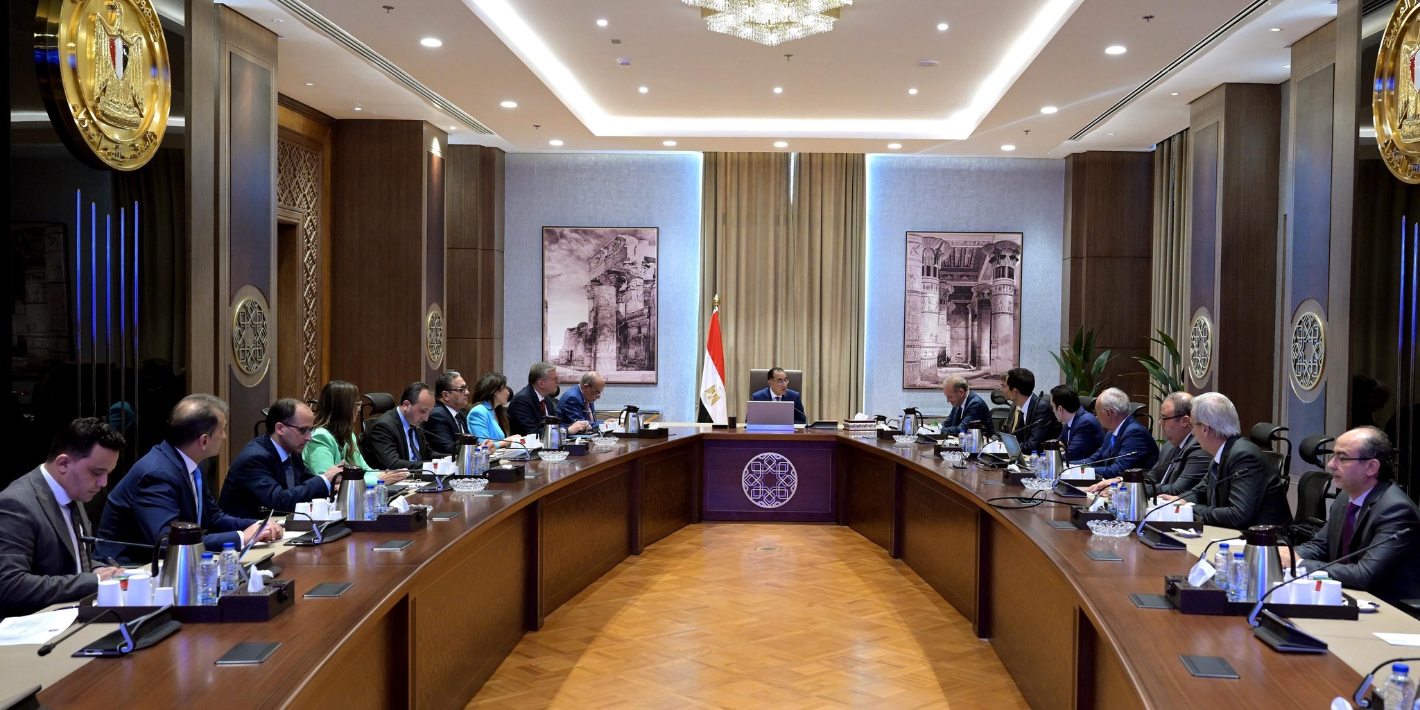 رئيس الوزراء يلتقي مسئولي تحالف عالمي