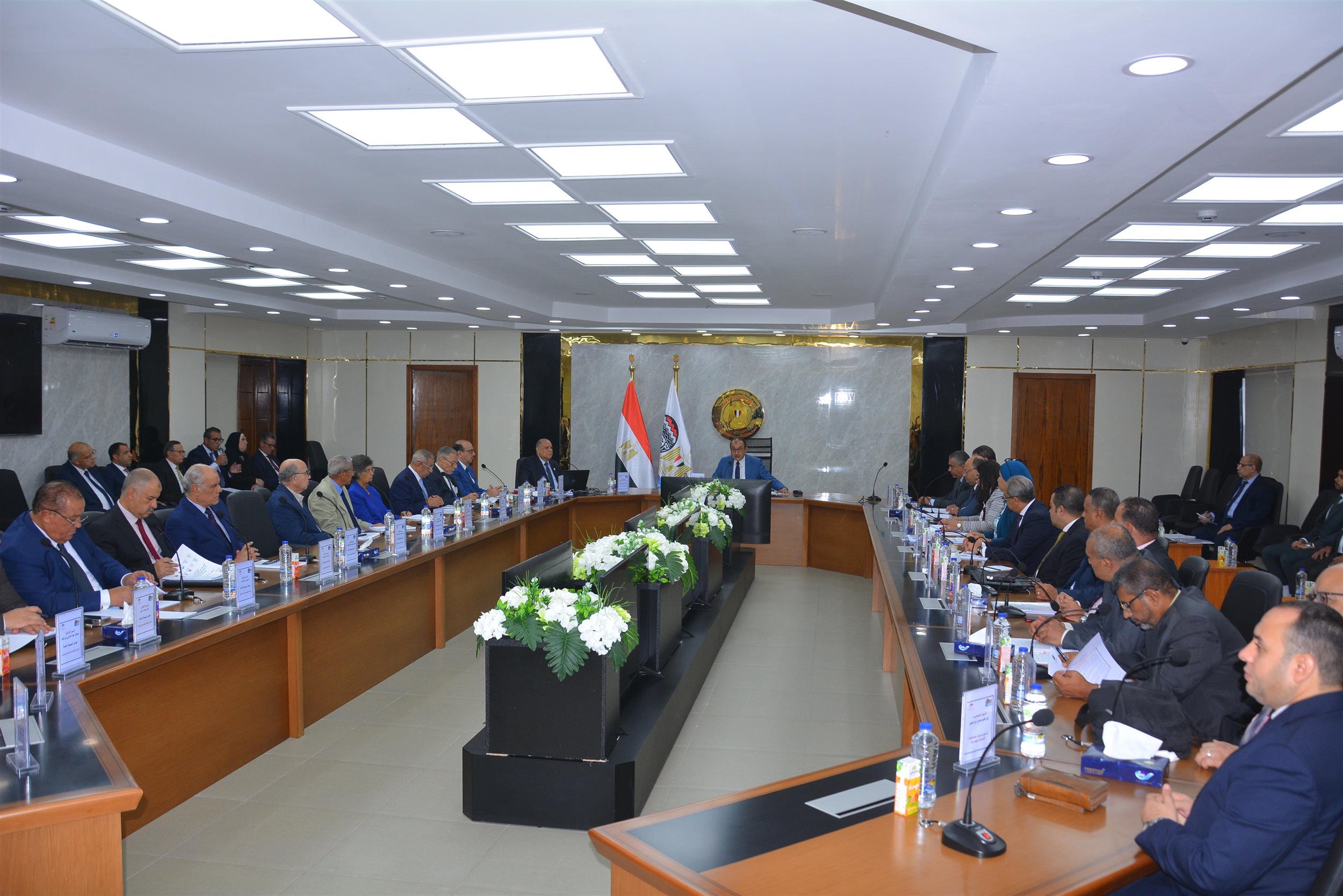 وزير قطاع الأعمال يترأس الجمعية العامة للشركة القابضة للصناعات المعدنية