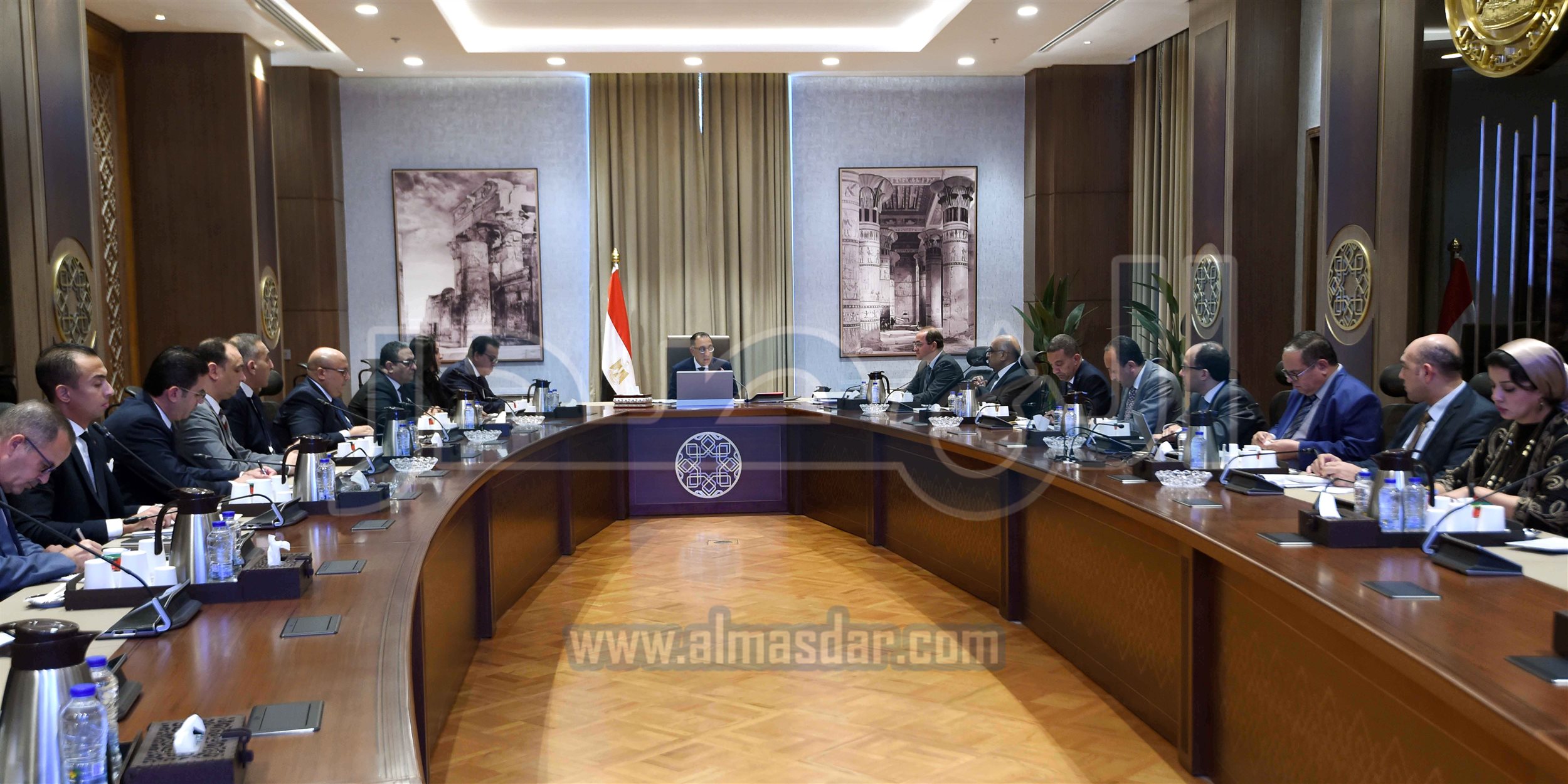 رئيس الوزراء يتابع إجراءات حوكمة استيراد سيارات ذوي الهمم