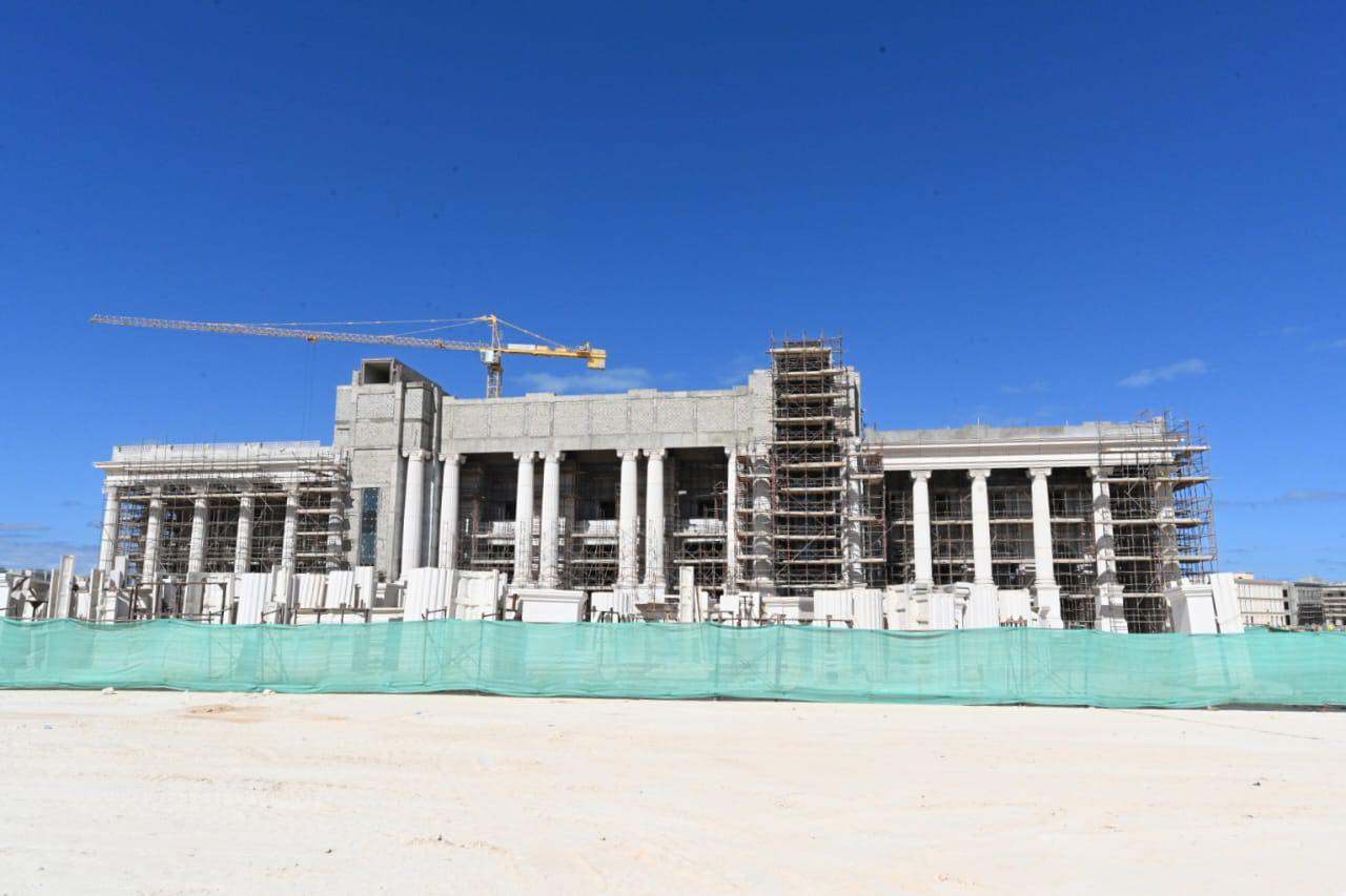 وزير الإسكان يتابع موقف تنفيذ وتشغيل منشآت المدينة التراثية