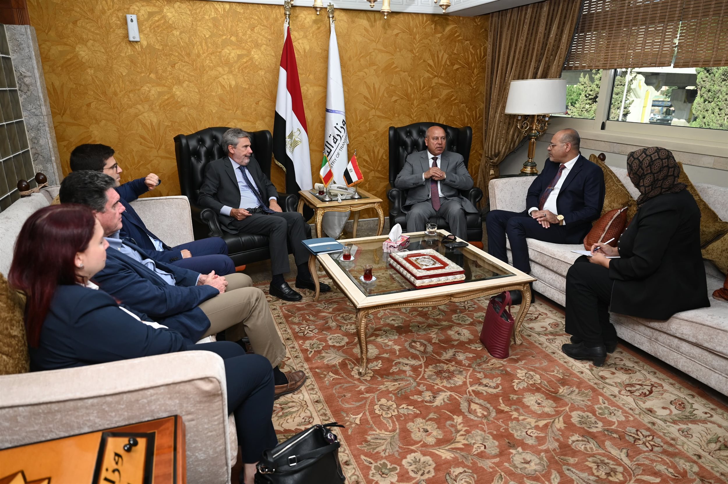 تعاون بين وزارة الصناعة ومنظمة العمل الدولية