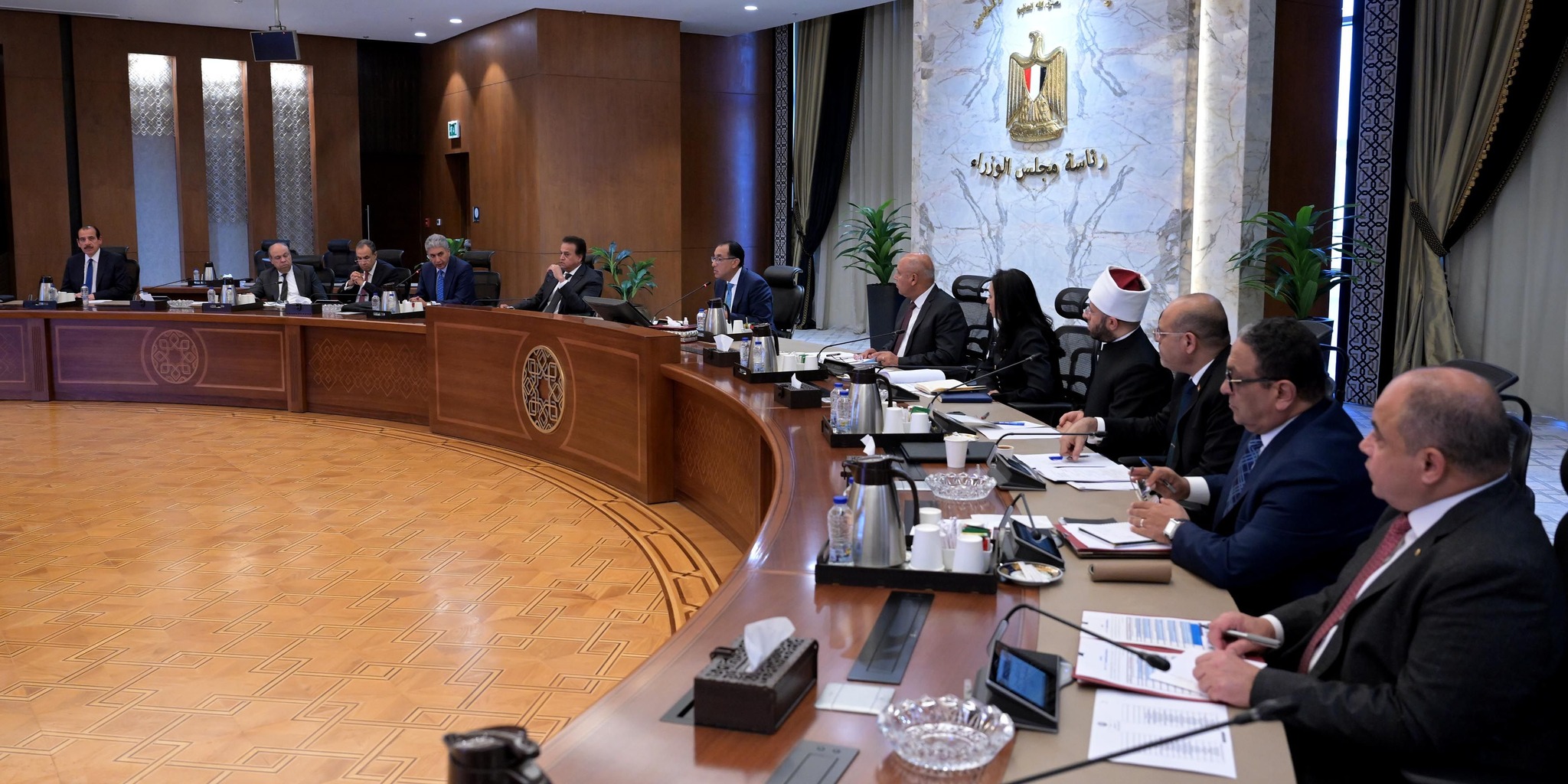 رئيس الوزراء يترأس اجتماع اللجنة العليا للحج