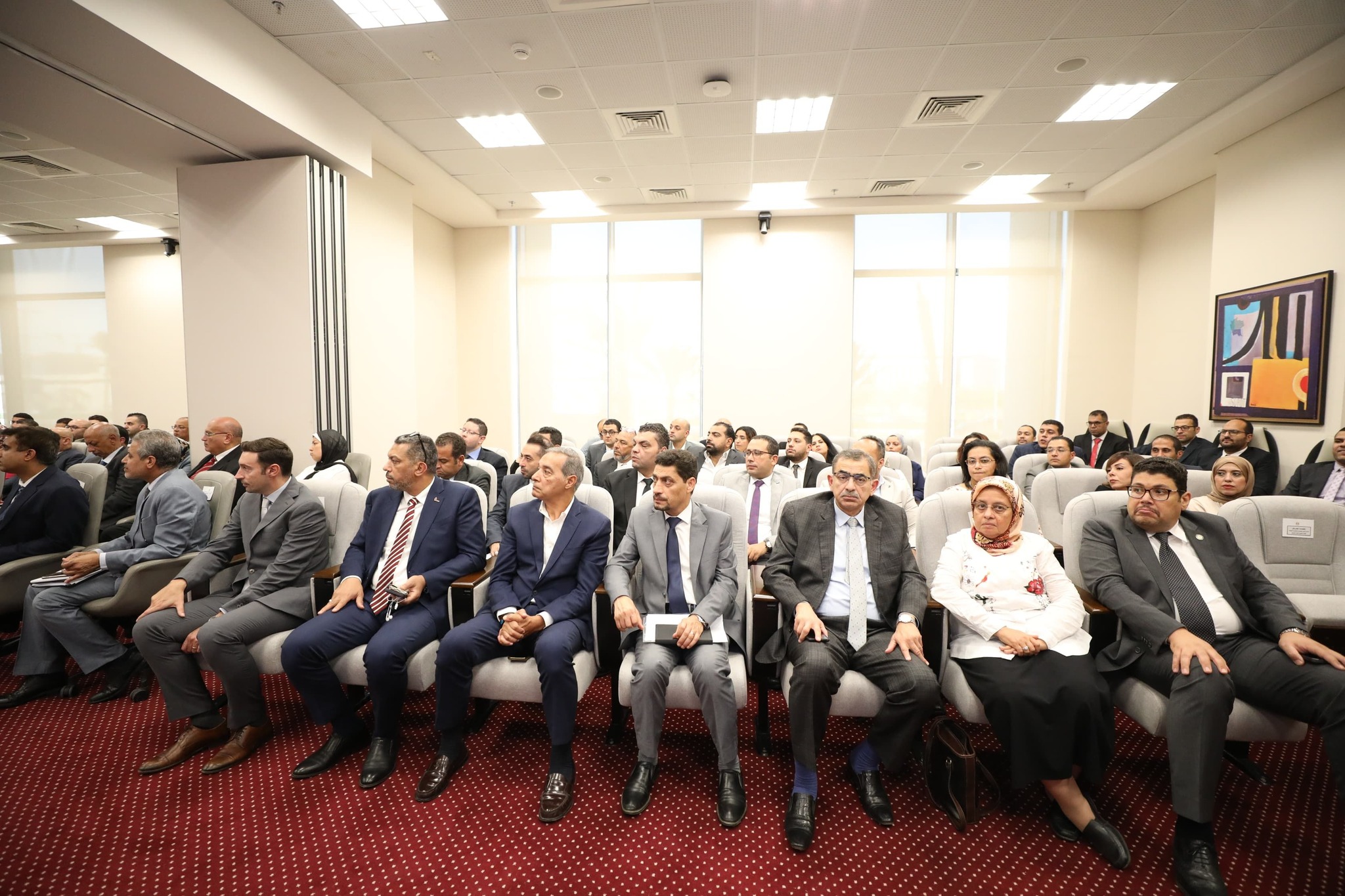 بدوي يستعرض مستجدات الفرص الاستثمارية في مجال إنتاج البترول