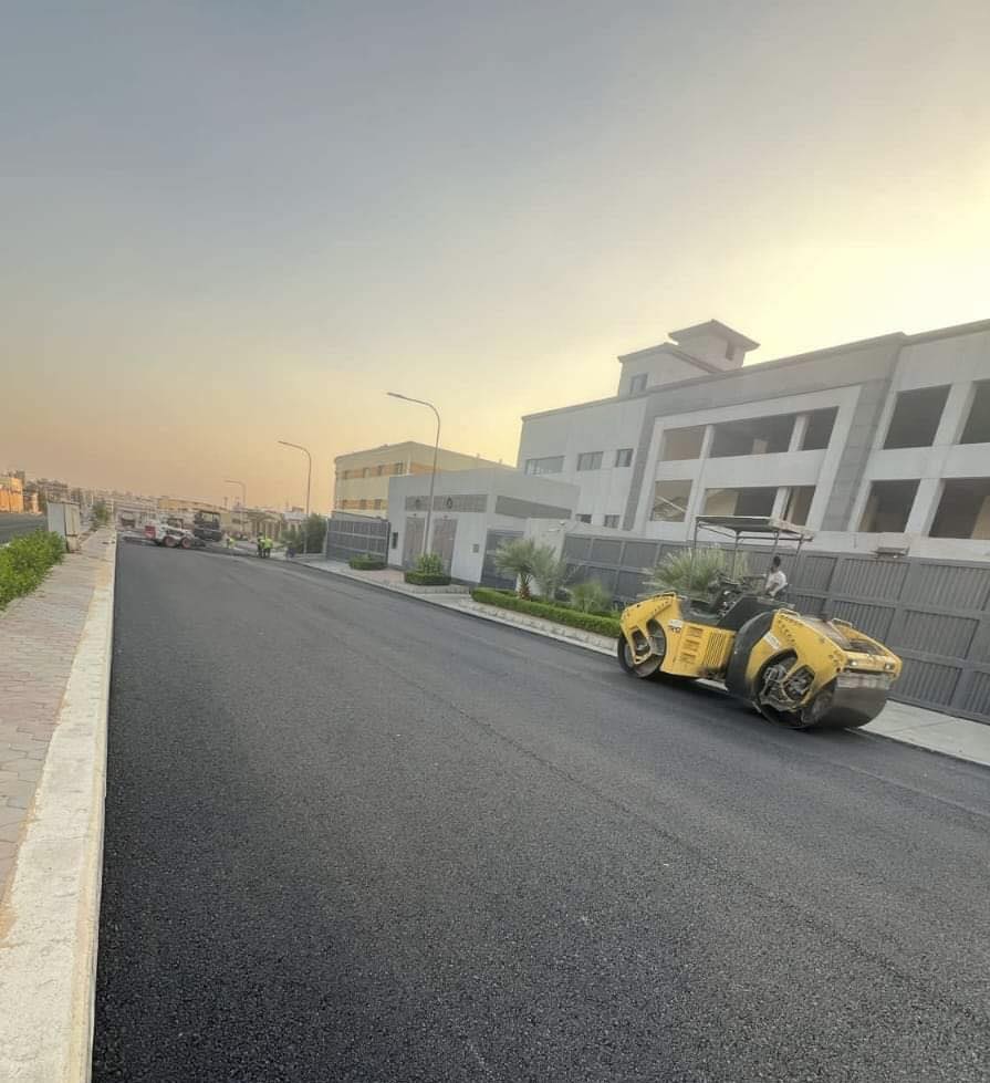 الشربينى يتابع أعمال التطوير بعددٍ من المناطق الصناعية والسكنية