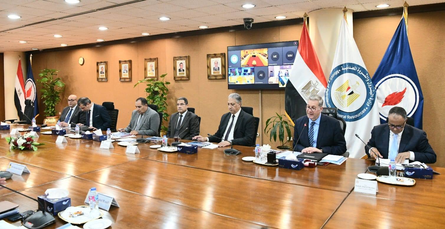 وزير البترول خلال اجتماع الجمعية العامة لشركة بتروبل