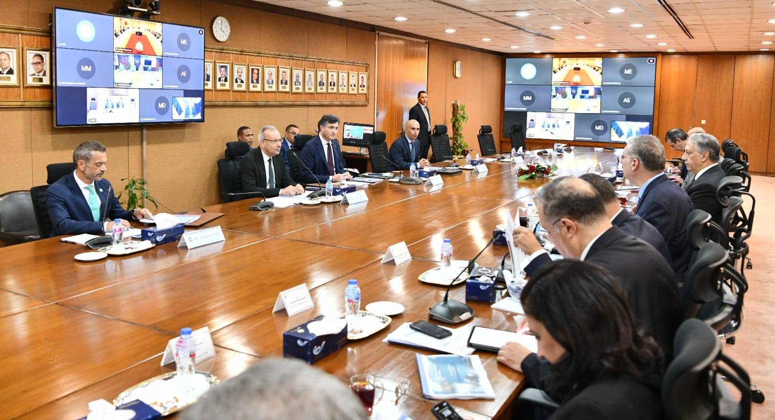 الجمعية العامة التي عقدت بمقر هيئة البترول