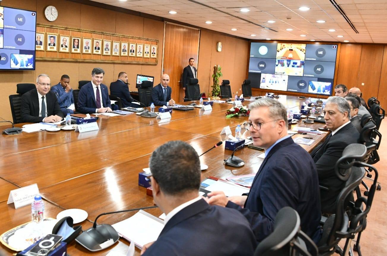 الجمعية العامة التي عقدت بمقر هيئة البترول