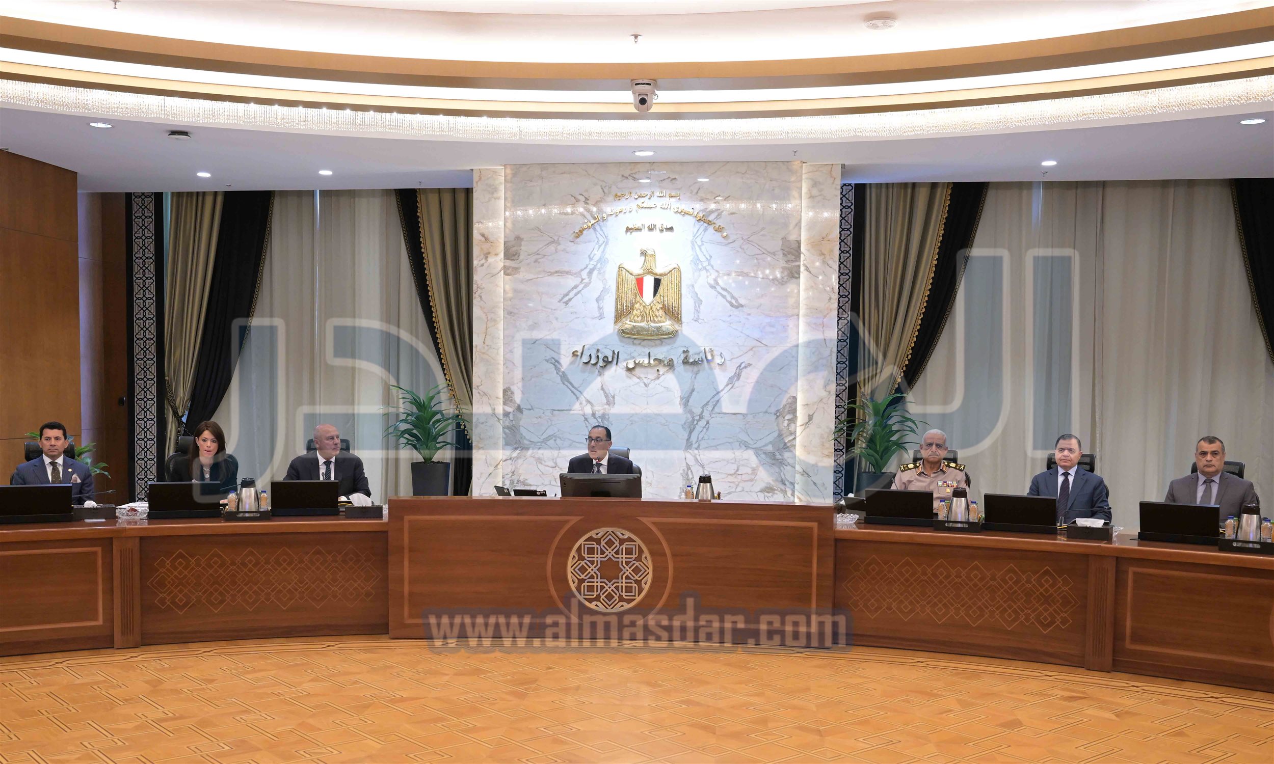رئيس الوزراء يترأس اجتماع الحكومة لمناقشة عدد من الملفات