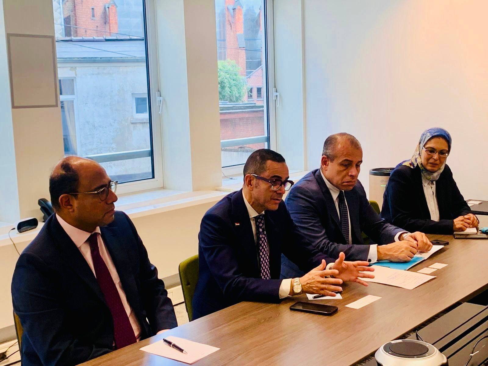 وزير الاستثمار مع أعضاء اتحاد الغرف التجارية الأوروبية