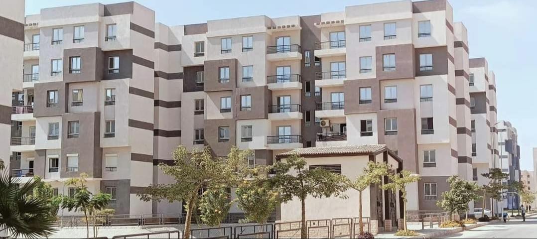 وحدات الإسكان المتميز ذى الطابع الحديث بمدينة العبور الجديدة