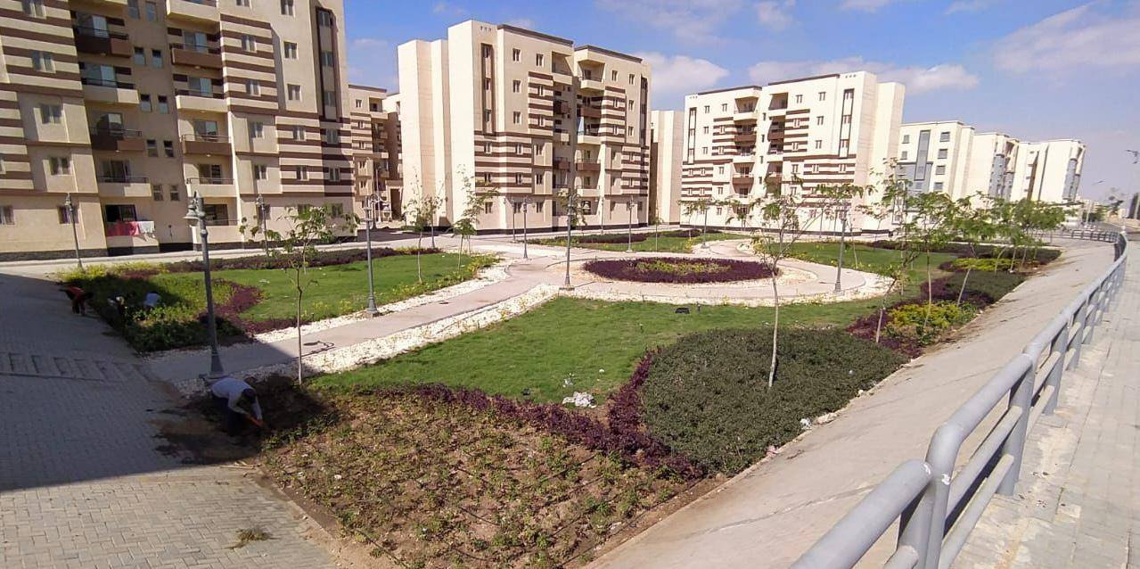 الشربيني يتابع تنفيذ وحدات سكن لكل المصريين بالمدن الجديدة