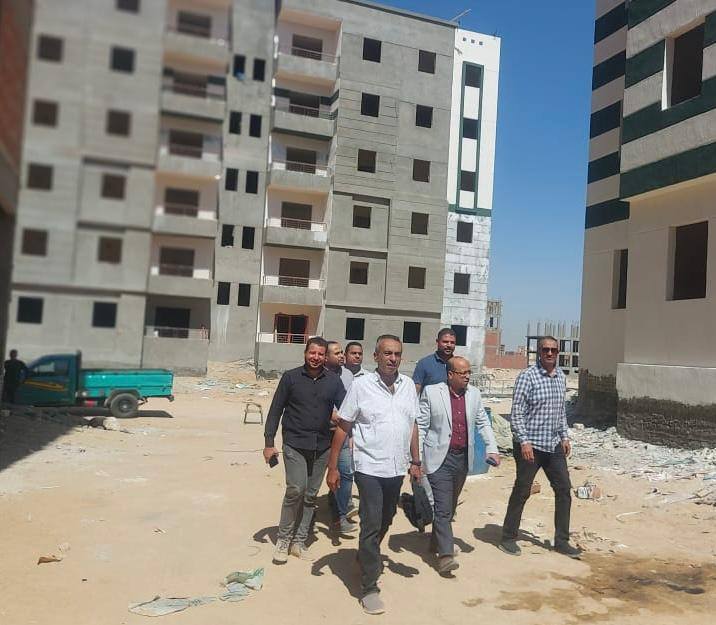 الشربيني يتابع تنفيذ وحدات سكن لكل المصريين بالمدن الجديدة