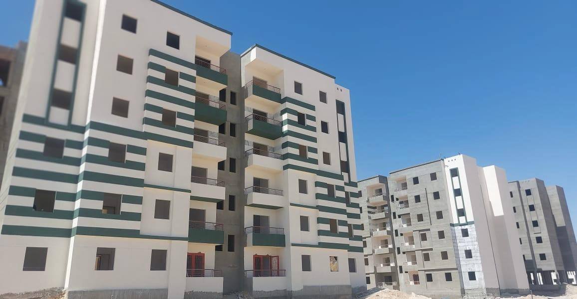 الشربيني يتابع تنفيذ وحدات سكن لكل المصريين بالمدن الجديدة
