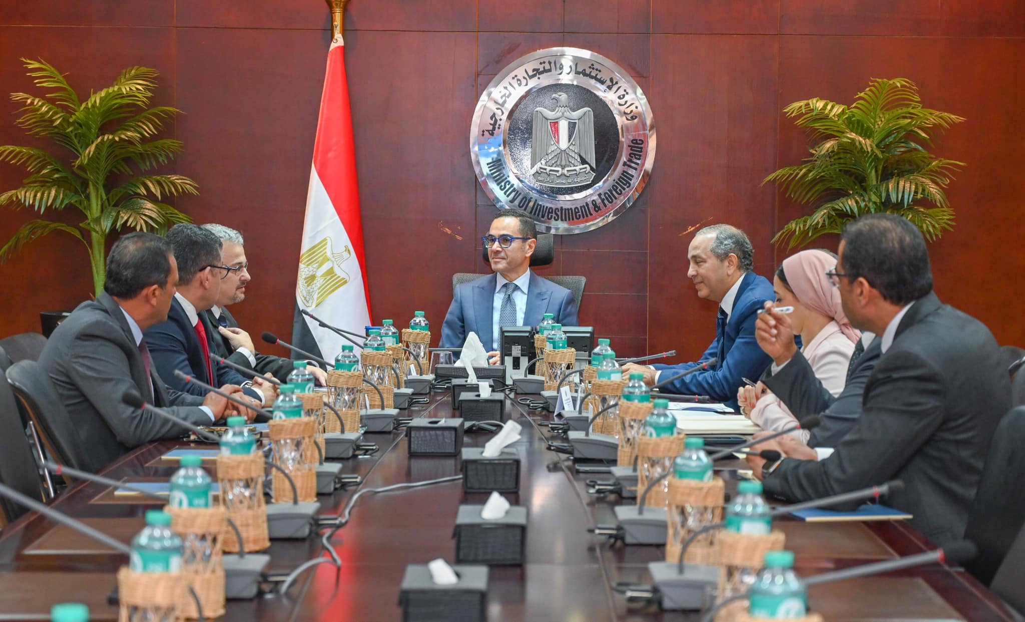 وزير الاستثمار يلتقي وفد شركة سوميتومو إليكتريك إيجيبت