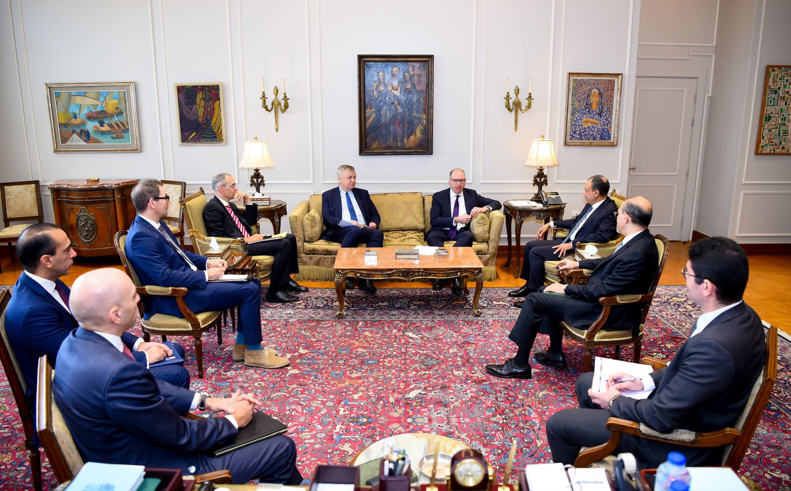 وزير الخارجية والهجرة يستقبل وزير الدولة الألماني