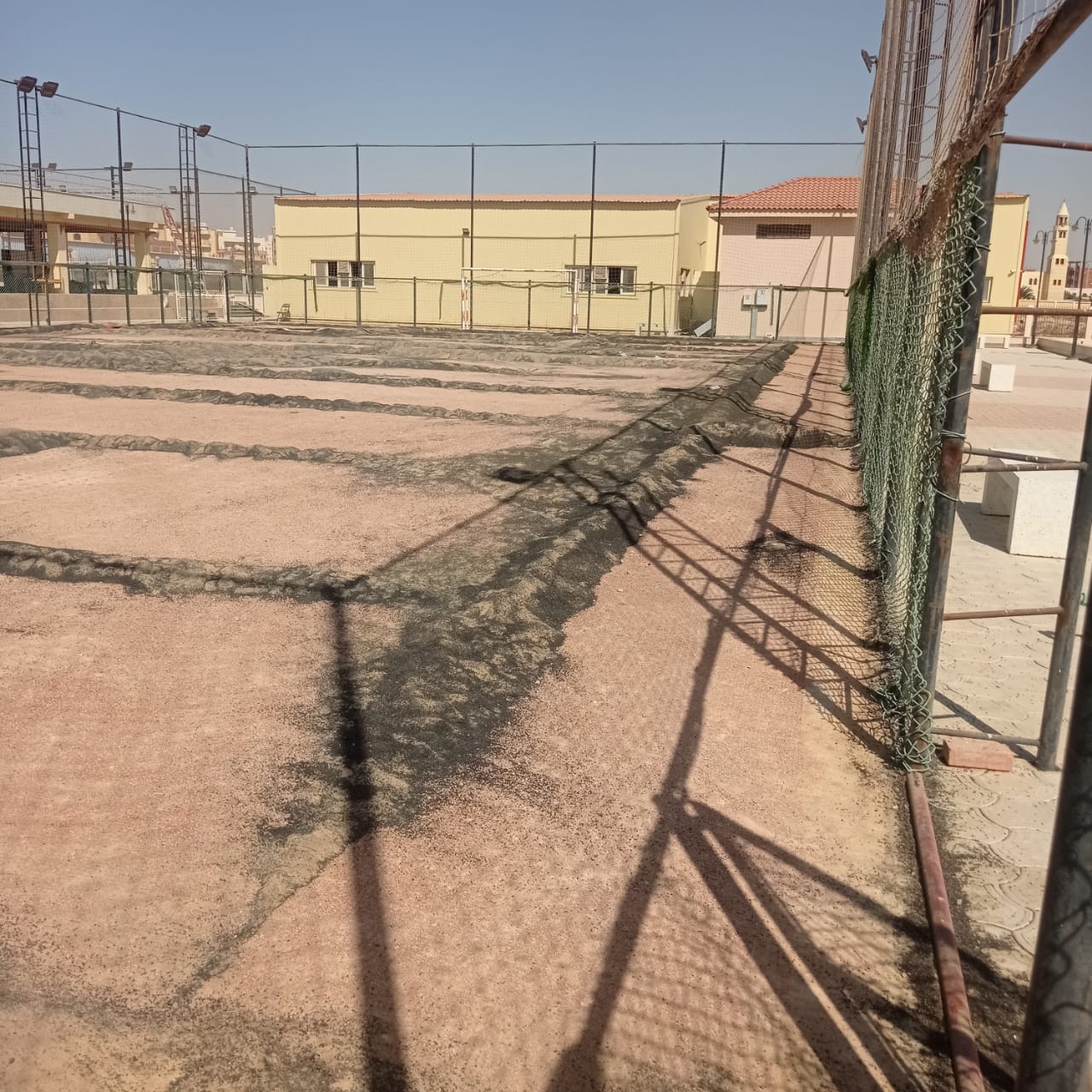 تطوير عدد 5 ملاعب بنادي الزهور الرياضي بمدينة نصر