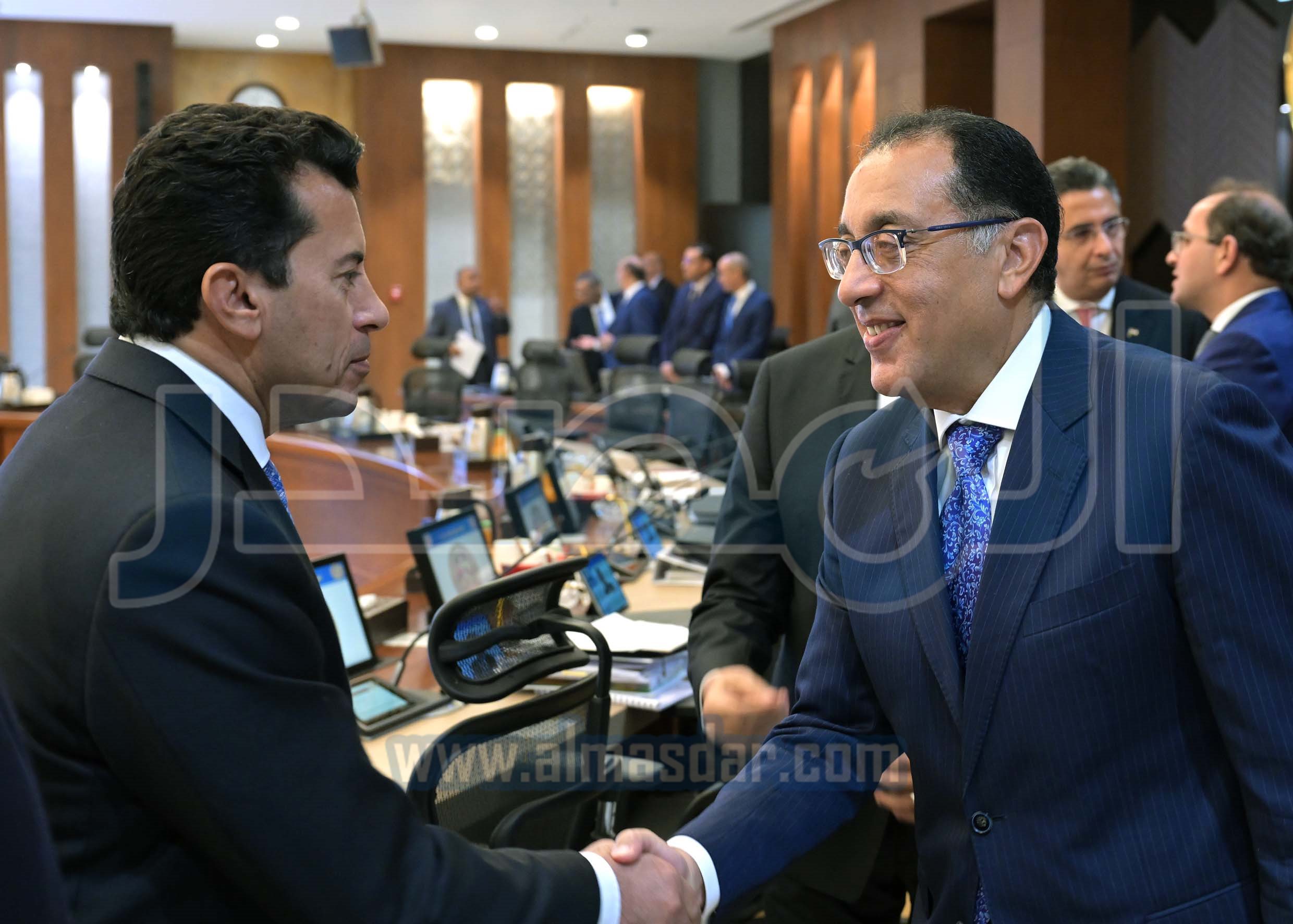 مجلس الوزراء يبدأ اجتماعه الأسبوعي بالعاصمة الإدارية الجديدة