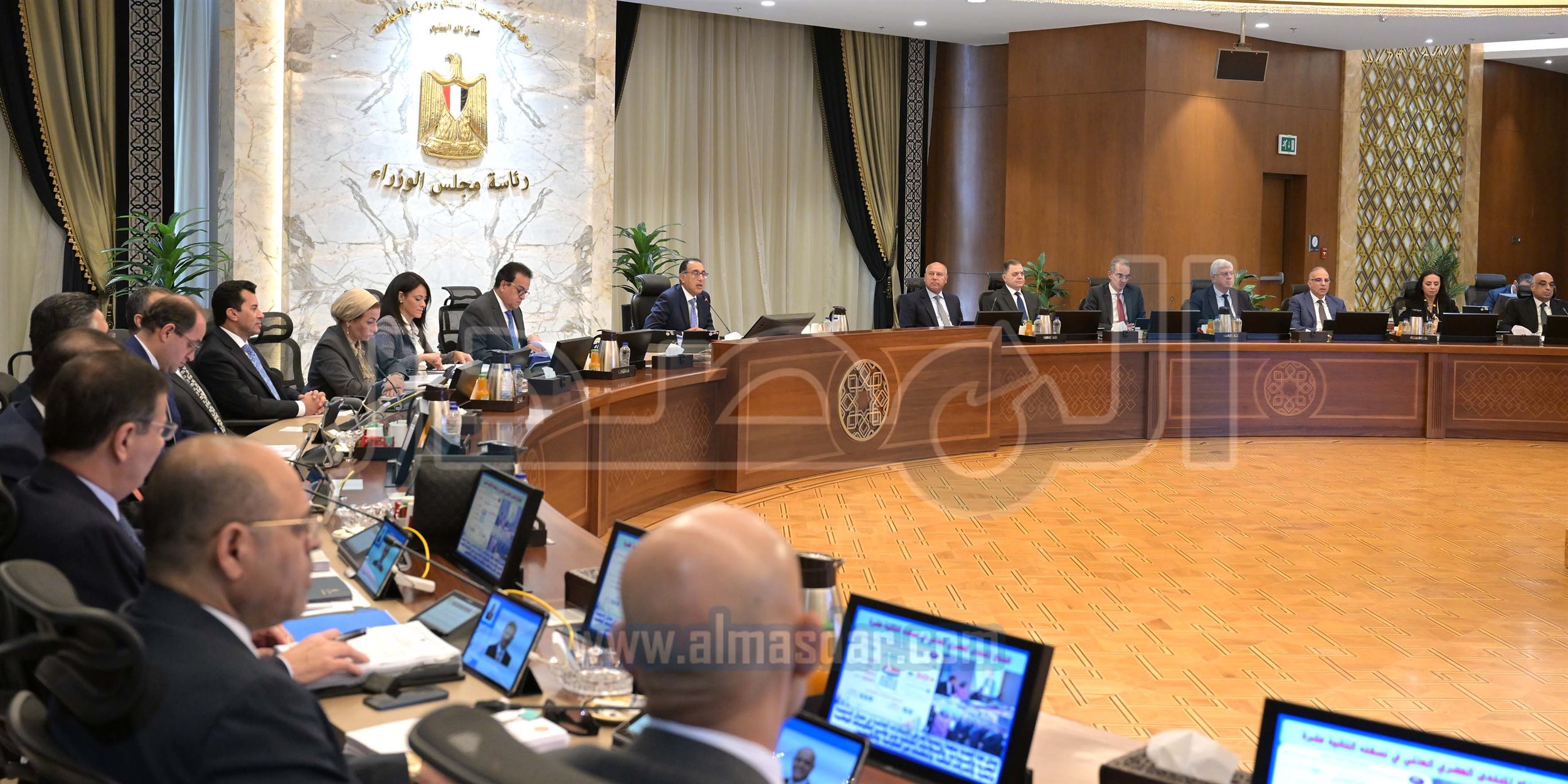 مجلس الوزراء يبدأ اجتماعه الأسبوعي بالعاصمة الإدارية الجديدة