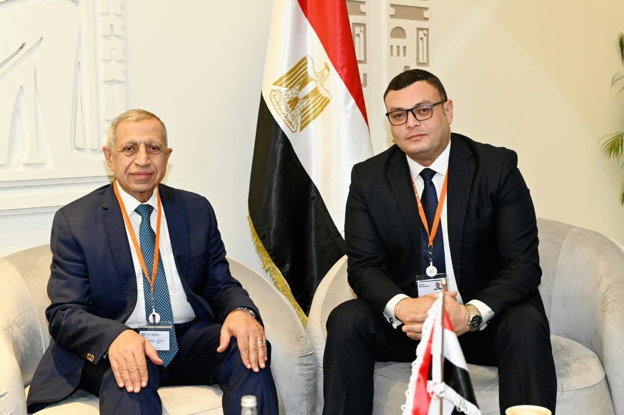 بروتوكول تعاون بين وزارة الإسكان والأكاديمية العربية للعلوم والتكنولوجيا