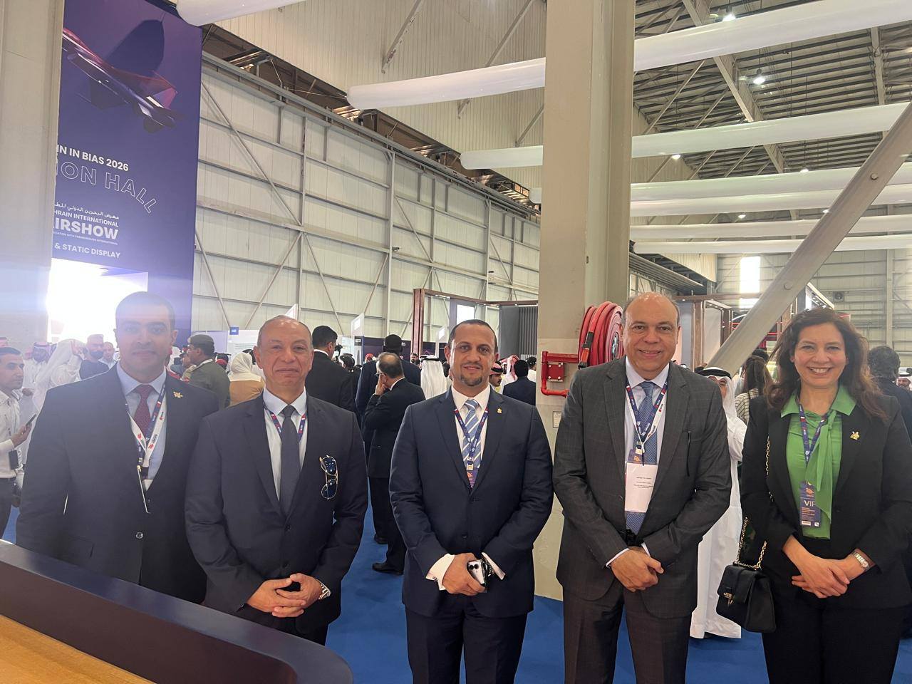 وزير الطيران يلتقي وزير المواصلات والاتصالات بالبحرين