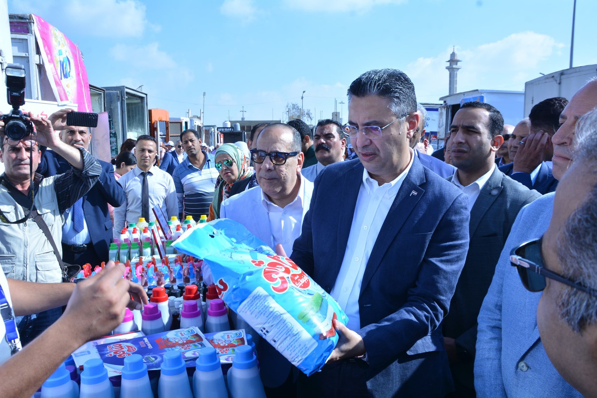 وزير التموين يفتتح سوق اليوم الواحد بمدينة نصر