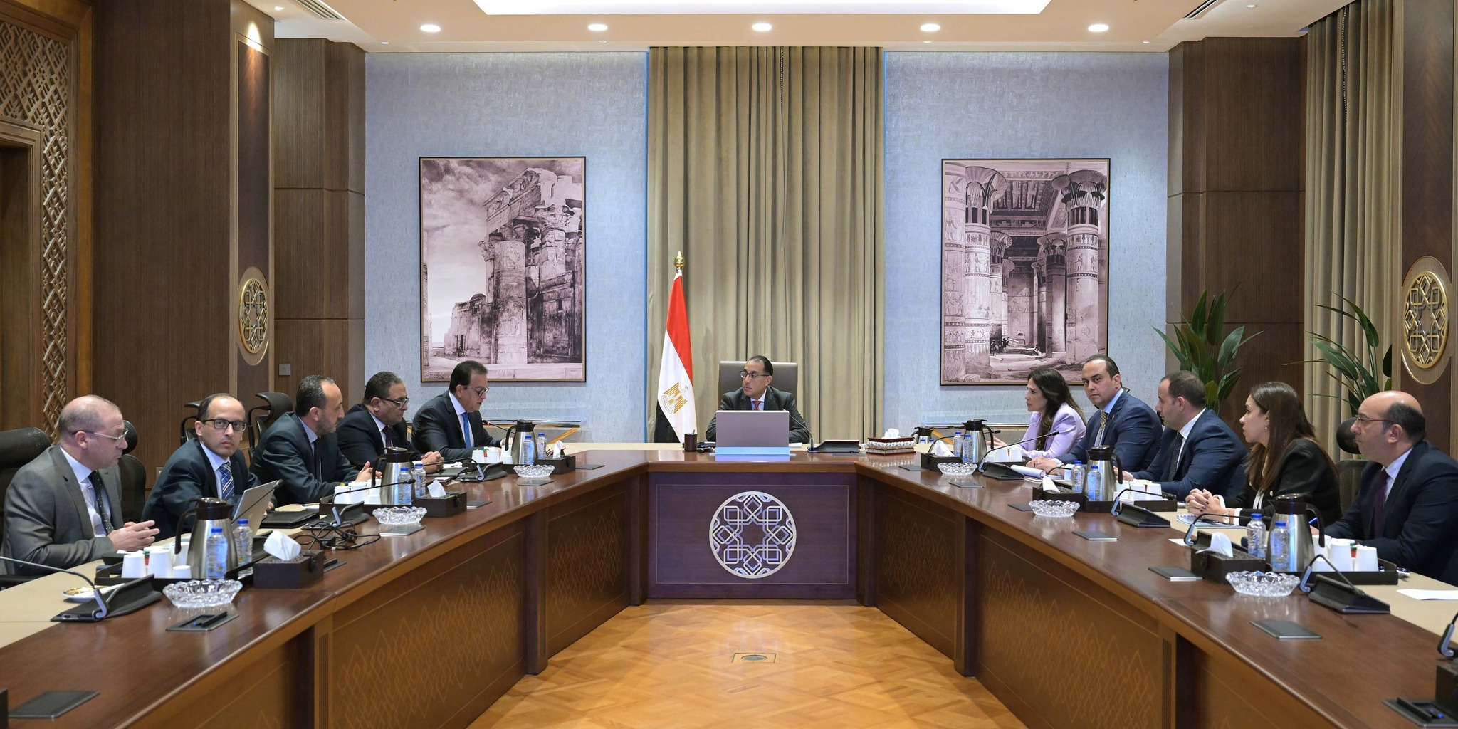 مدبولي يتابع إجراءات تنفيذ المرحلة الثانية من منظومة التأمين الصحي