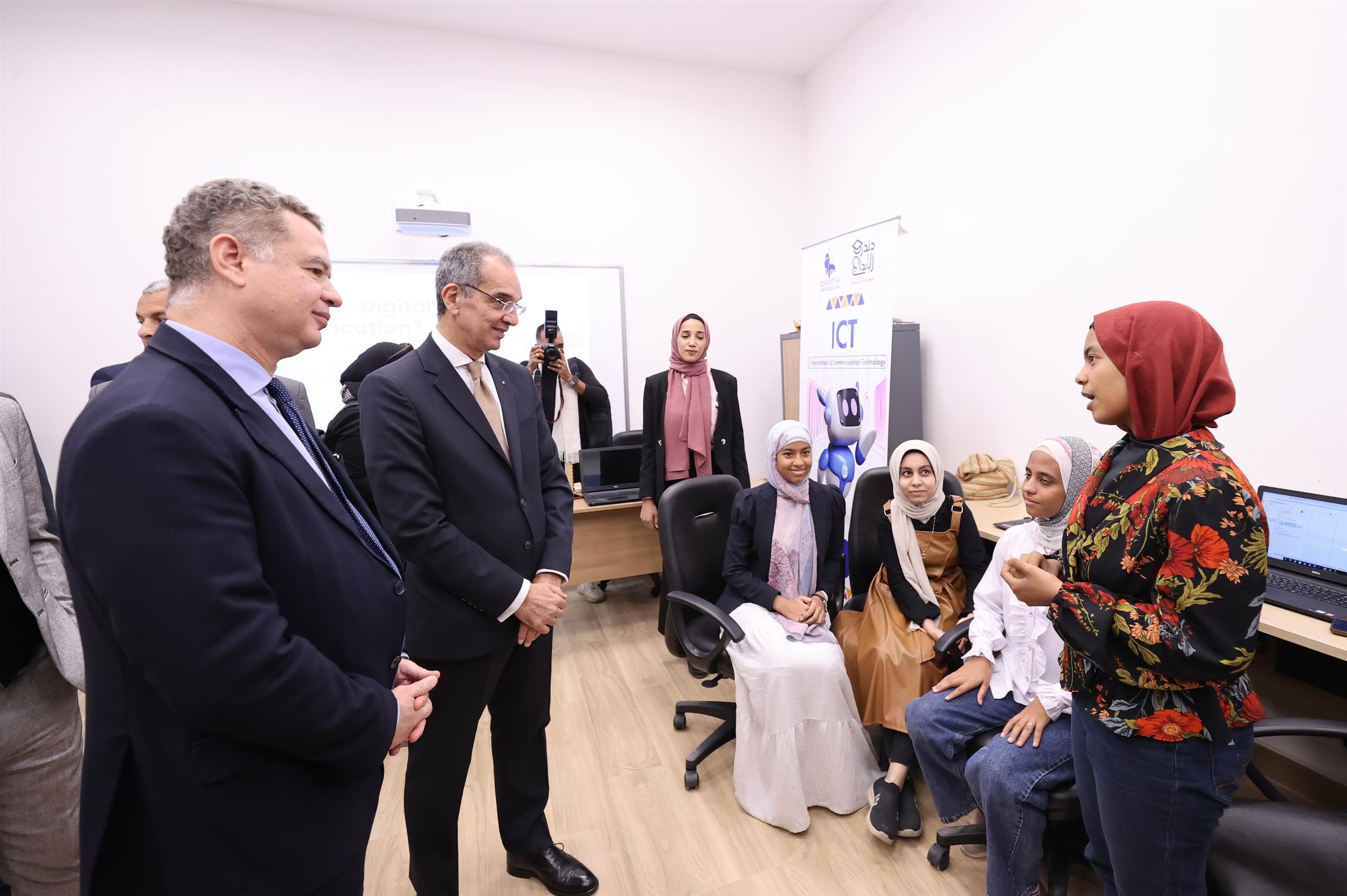 إطلاق برنامج لتعزيز بيئة ريادة الأعمال فى صعيد مصر