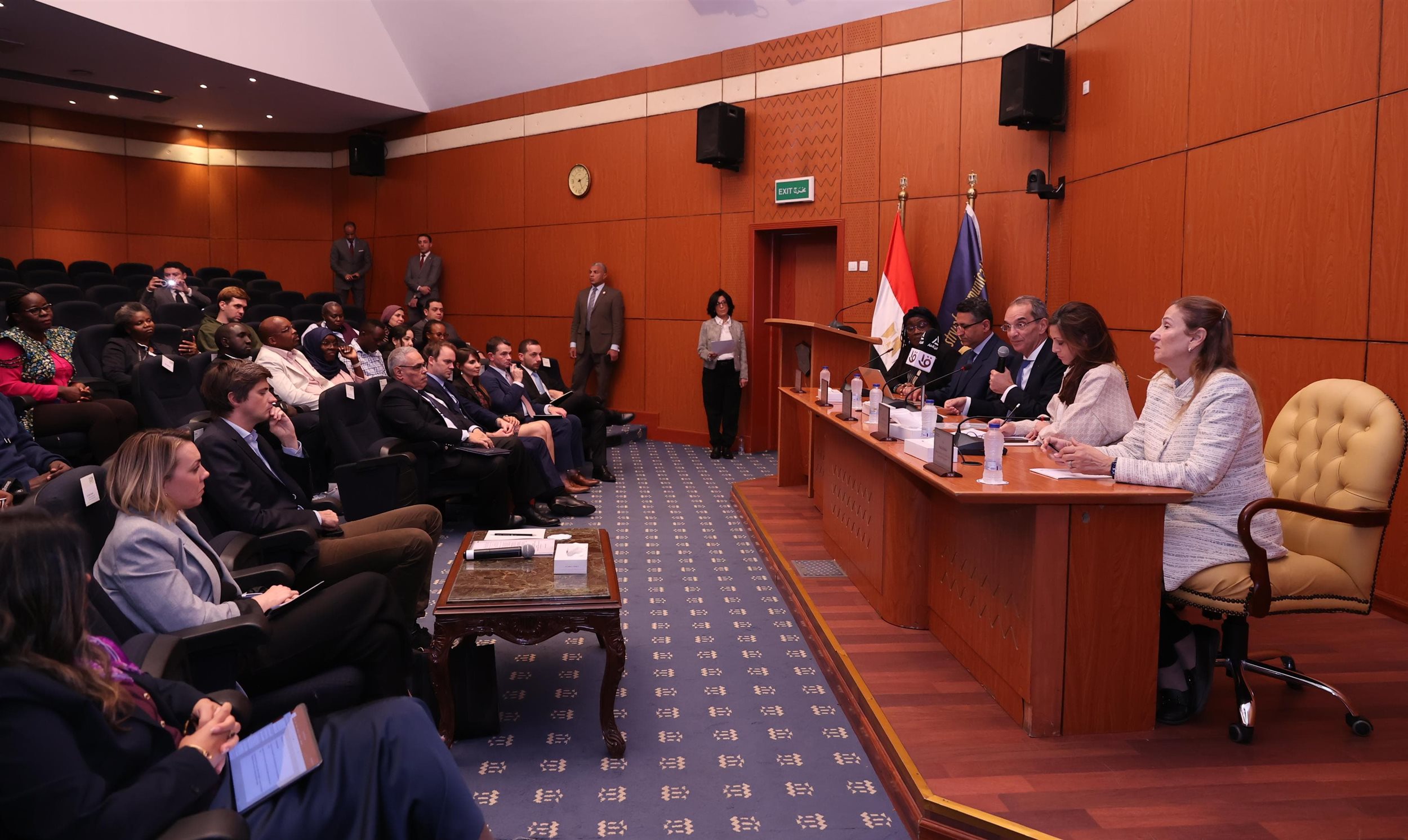 الدورة الثانية للحوار العالمى لحوكمة الذكاء الاصطناعي