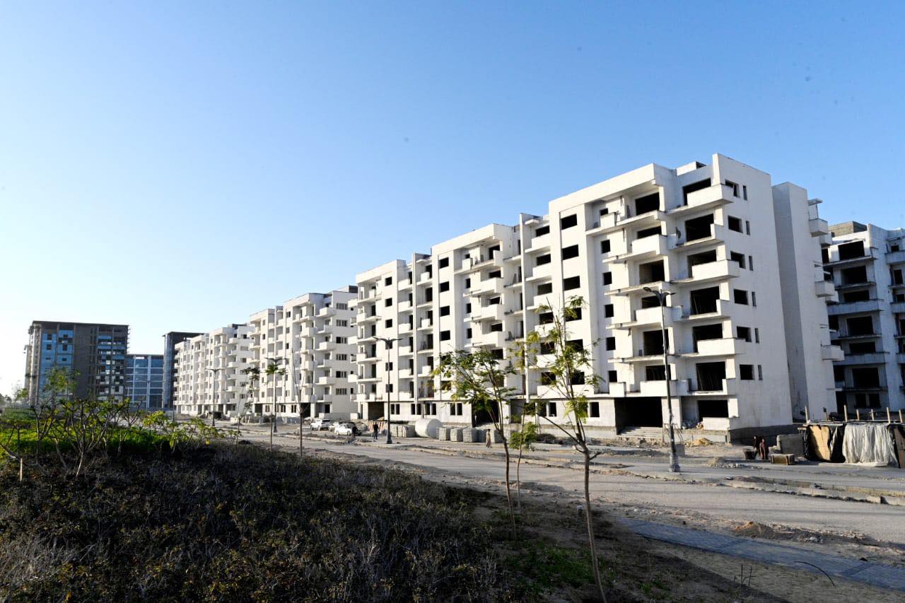 وزير الإسكان يختتم جولته بإقليم الساحل الشمالى الغربى