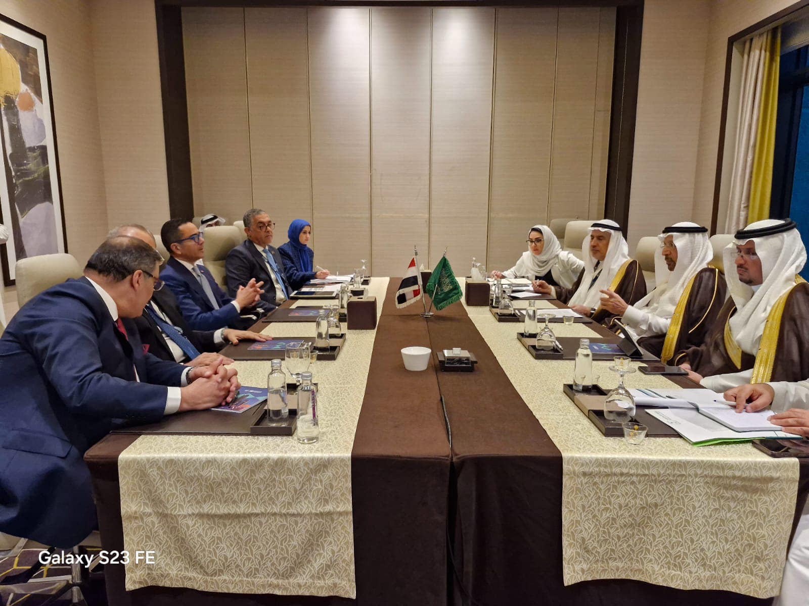 وزير الاستثمار يلتقي نظيره السعودي