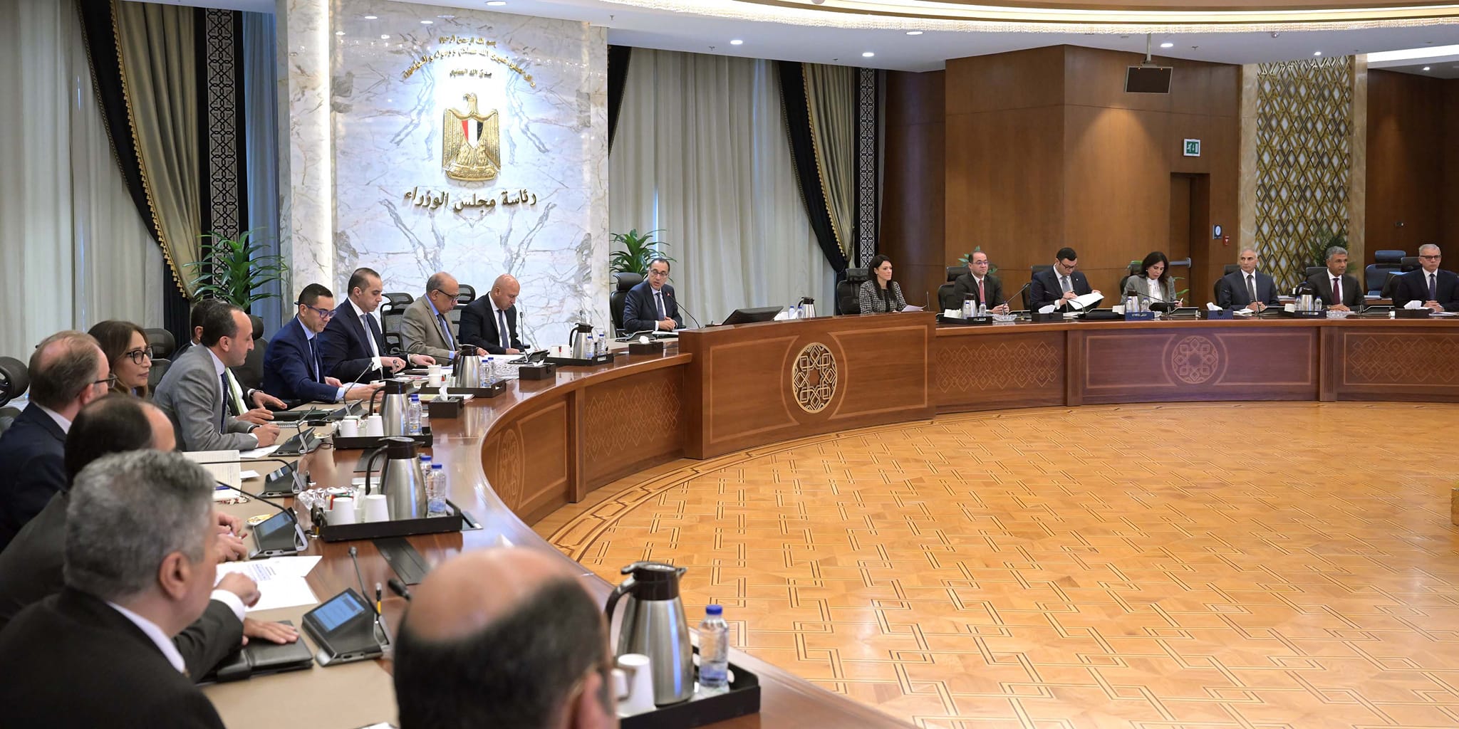 رئيس الوزراء يترأس اجتماع اللجنة العليا لشئون المشاركة
