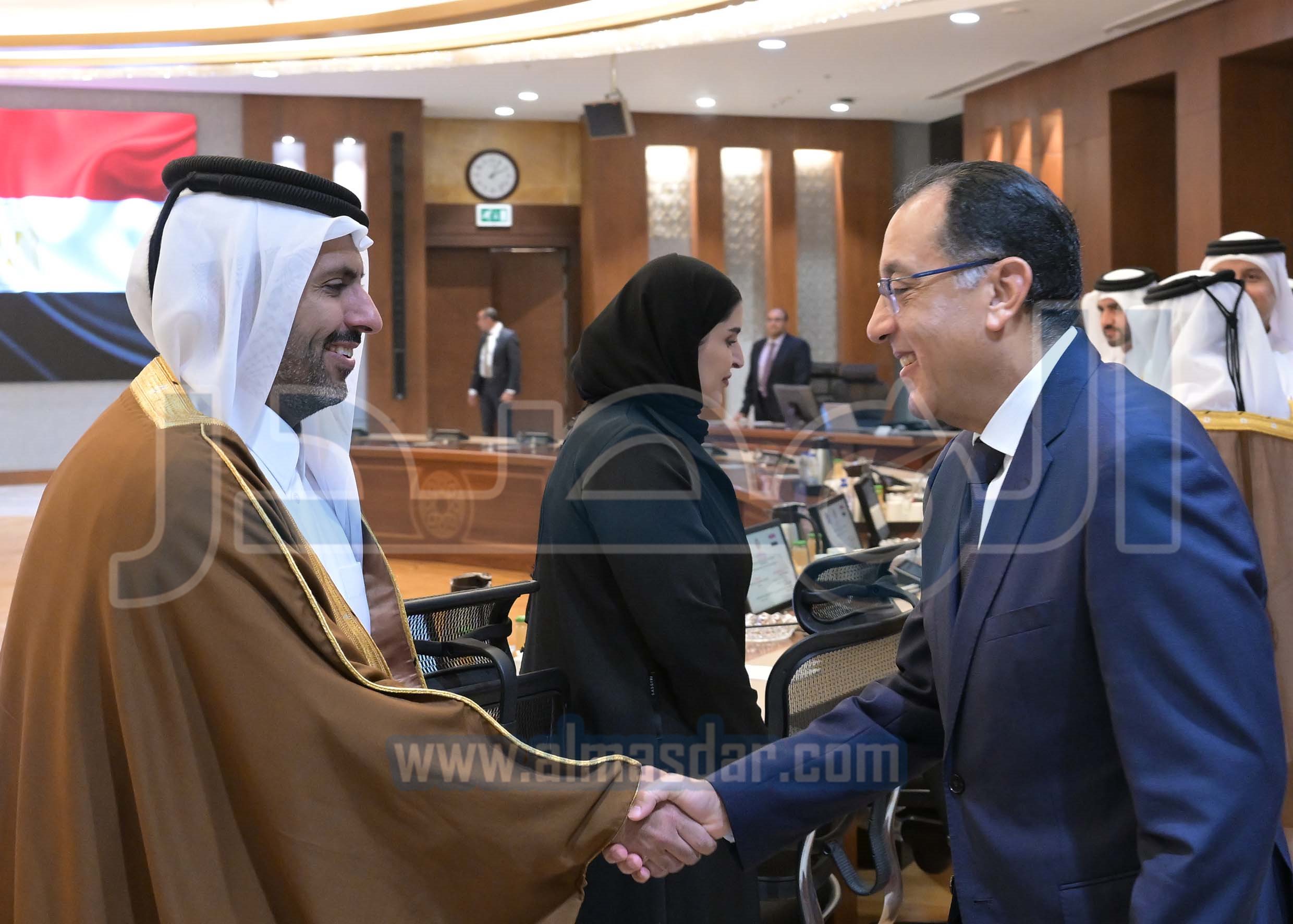 جلسة مباحثات موسعة بين رئيس وزراء مصر ونظيره القطري