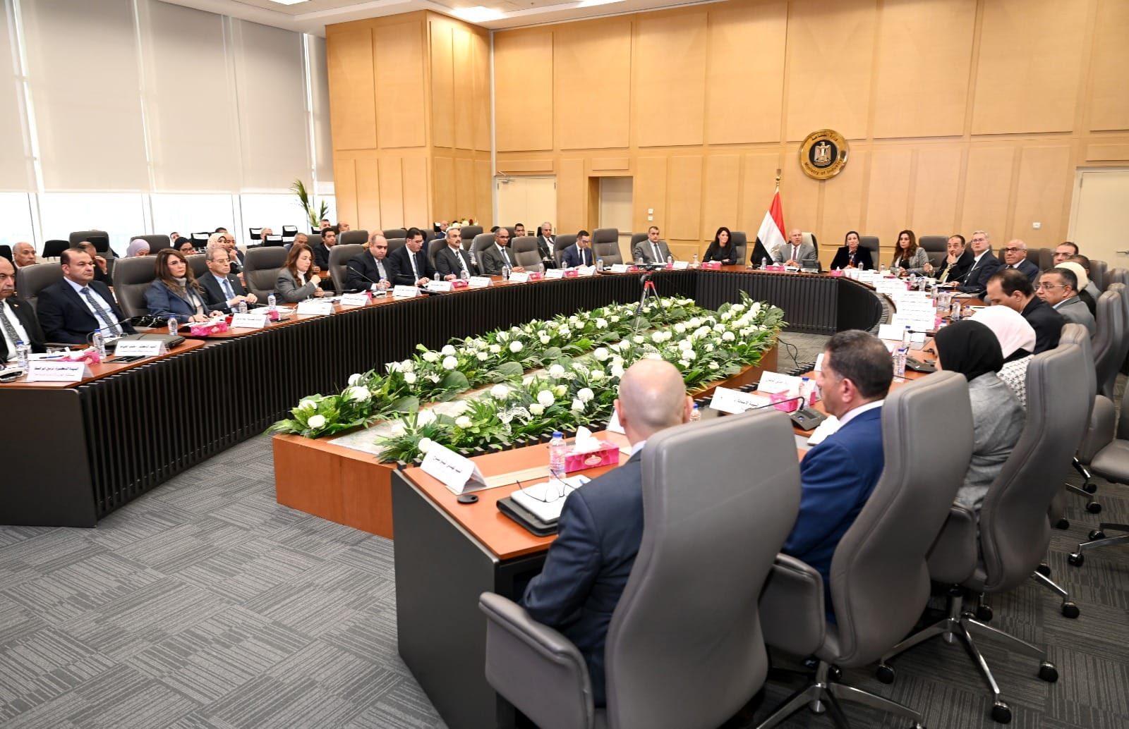 وزير الصناعة والنقل يترأس المجموعة الوزارية للتنمية الصناعية