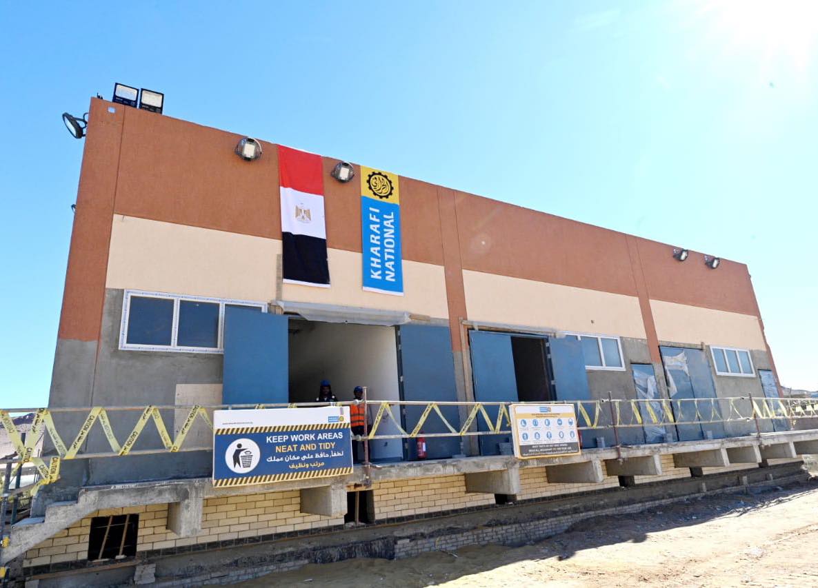 الشربيني يتفقد مشروع ازدواج ورفع كفاءة طريق مطار سانت كاترين