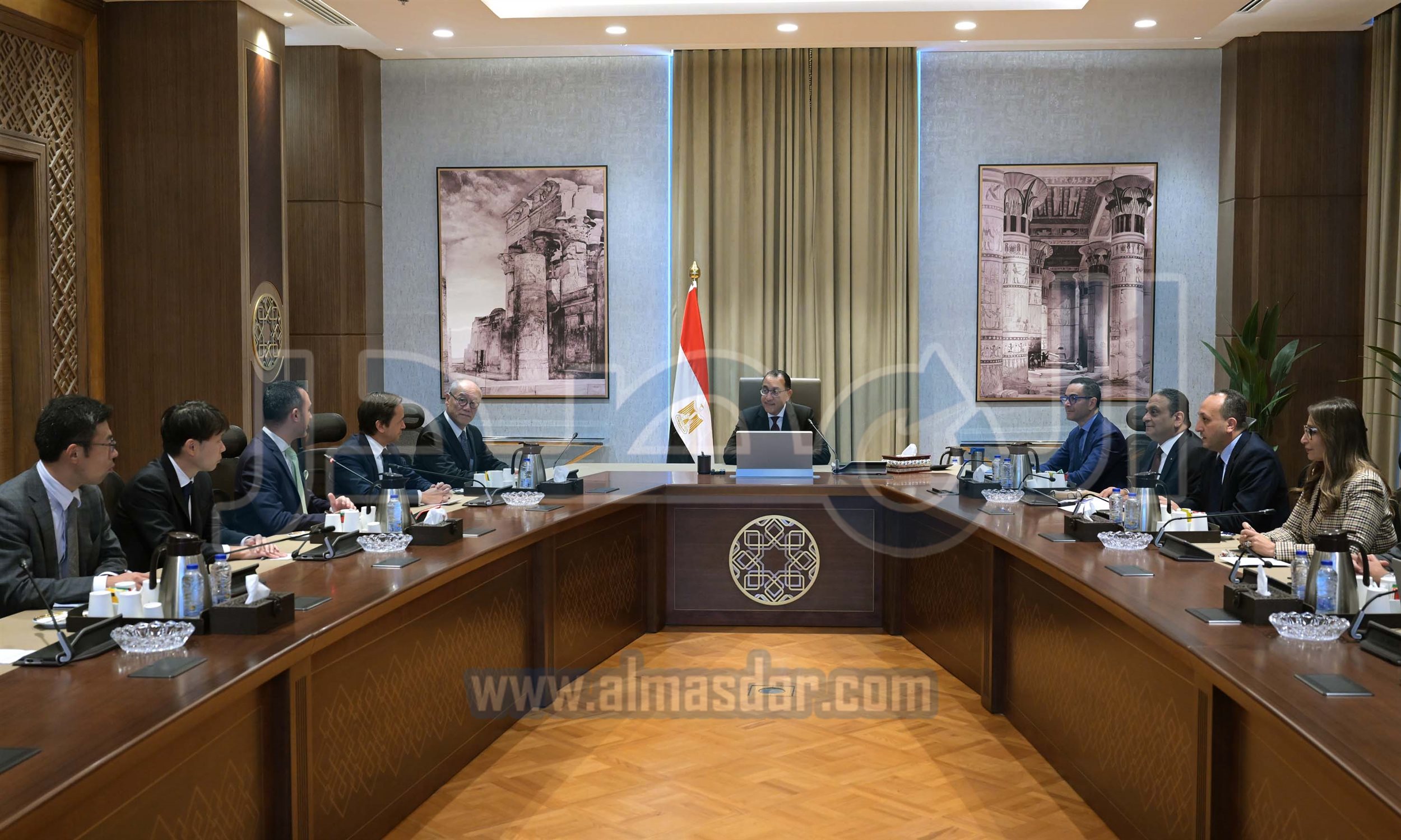 نيسان مصر تُوقّع عقد استثمار لتصنيع طراز ثالث في مصر