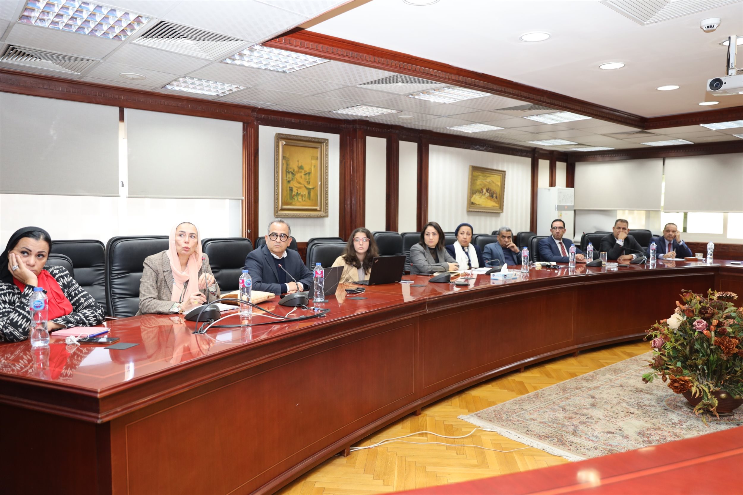 اجتماع جهاز تنمية المشروعات مع وزارات الدولة لدعم قطاع الحرف التراثية والحرفية