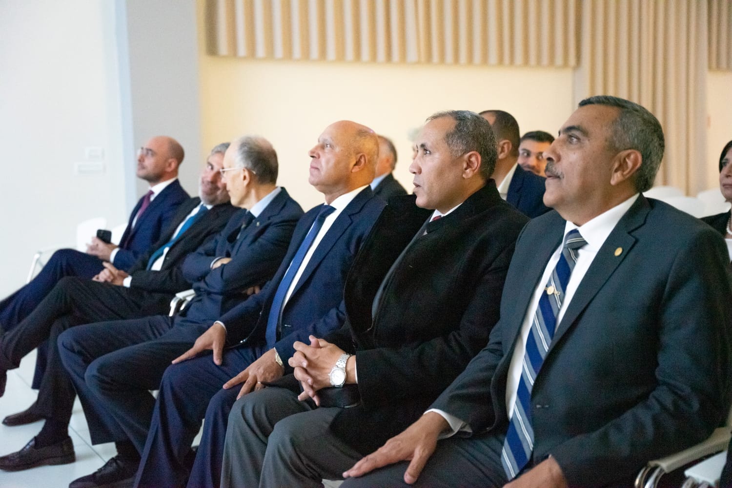 وزير الصناعة والنقل يتفقد مصنع شركة ميرمك الإيطالية