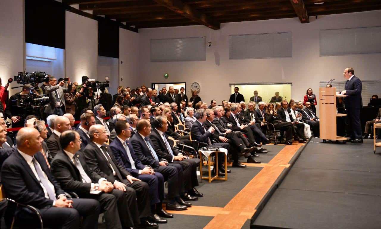 الرئيس السيسي وملك الدنمارك يفتتحان المؤتمر الاقتصادي المشترك