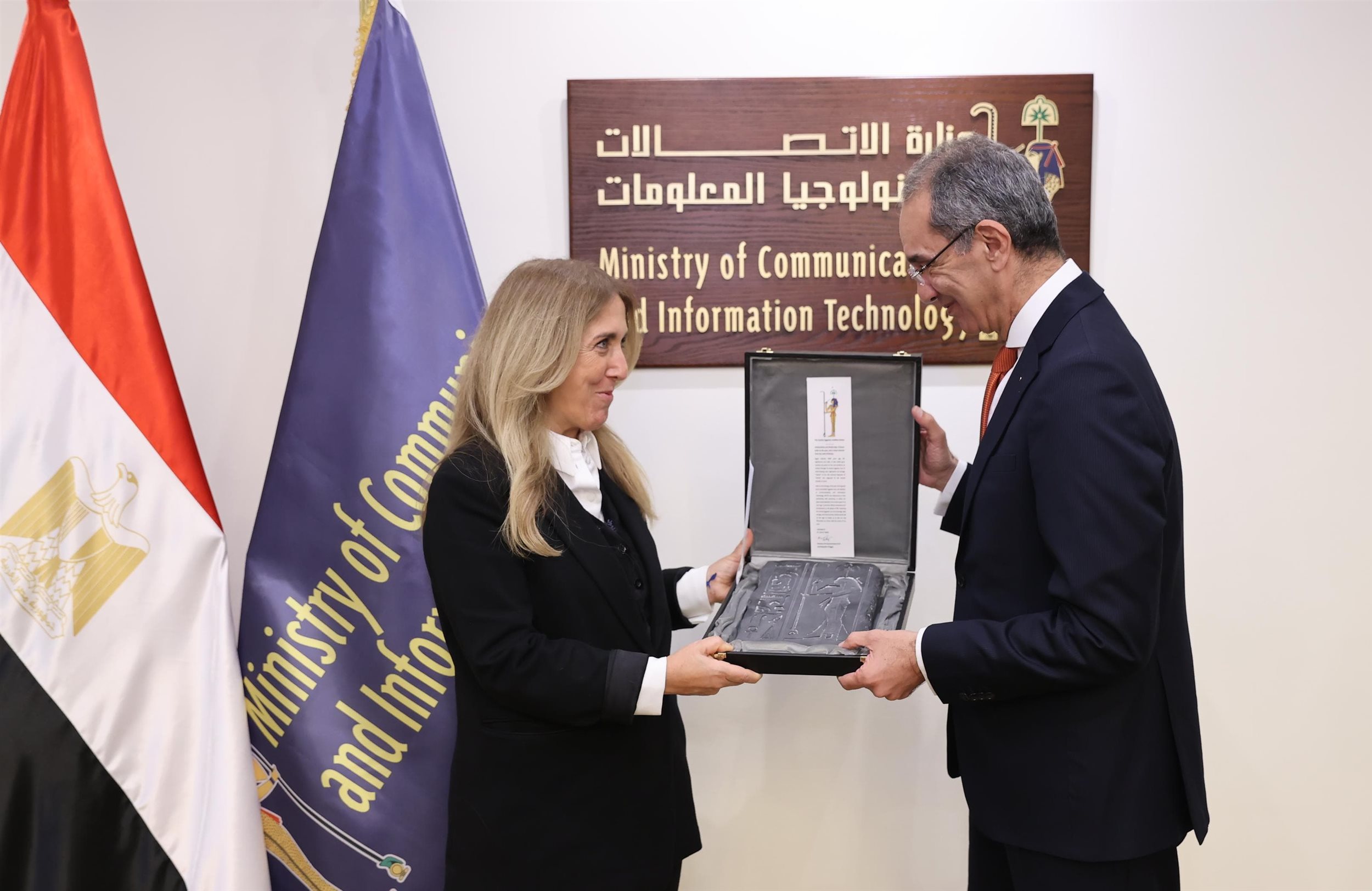 وزير الاتصالات يشهد التعاون بين إيتيدا وشركة فاوندفر